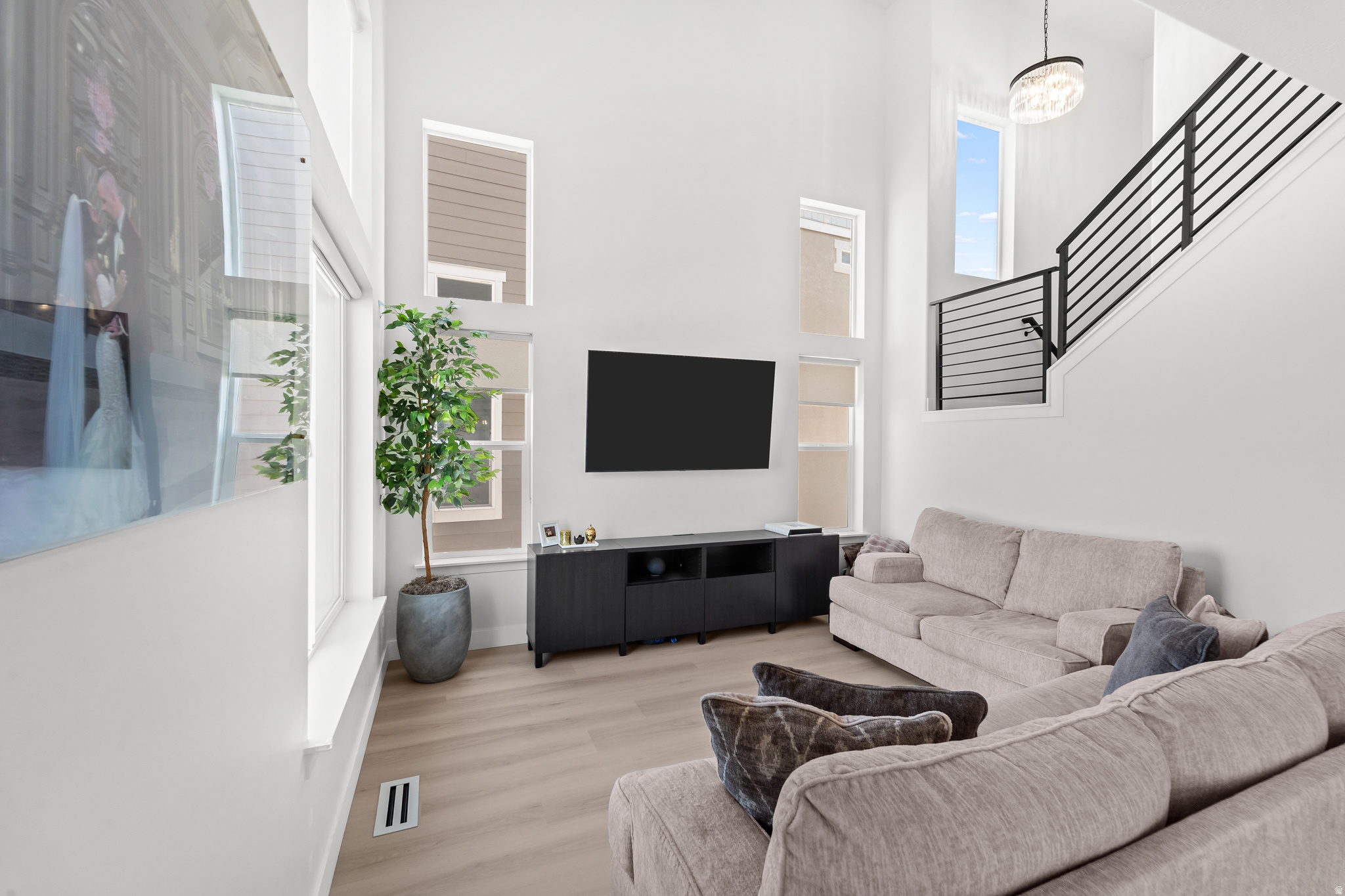 RIDGE - Residential