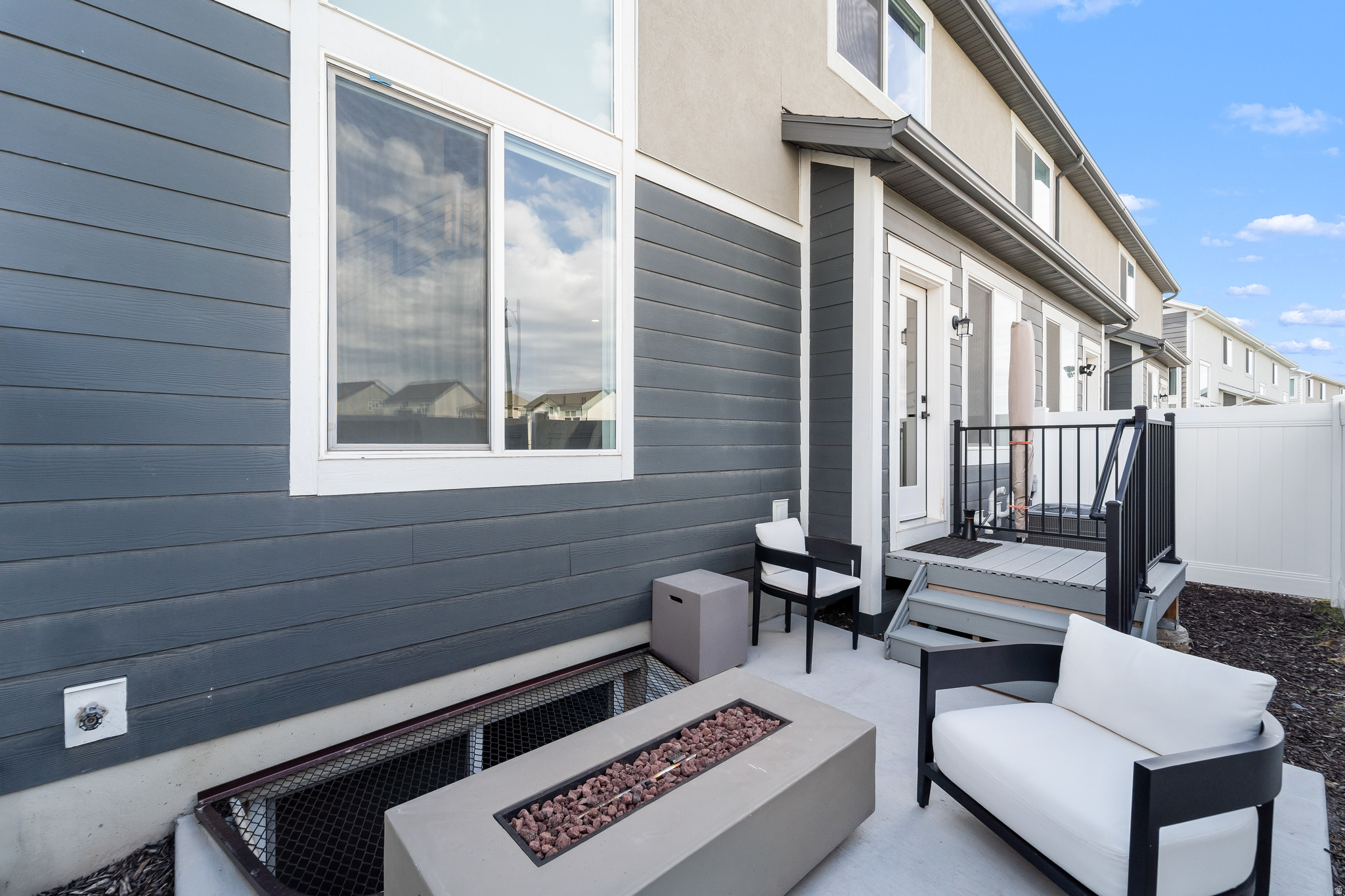RIDGE - Residential