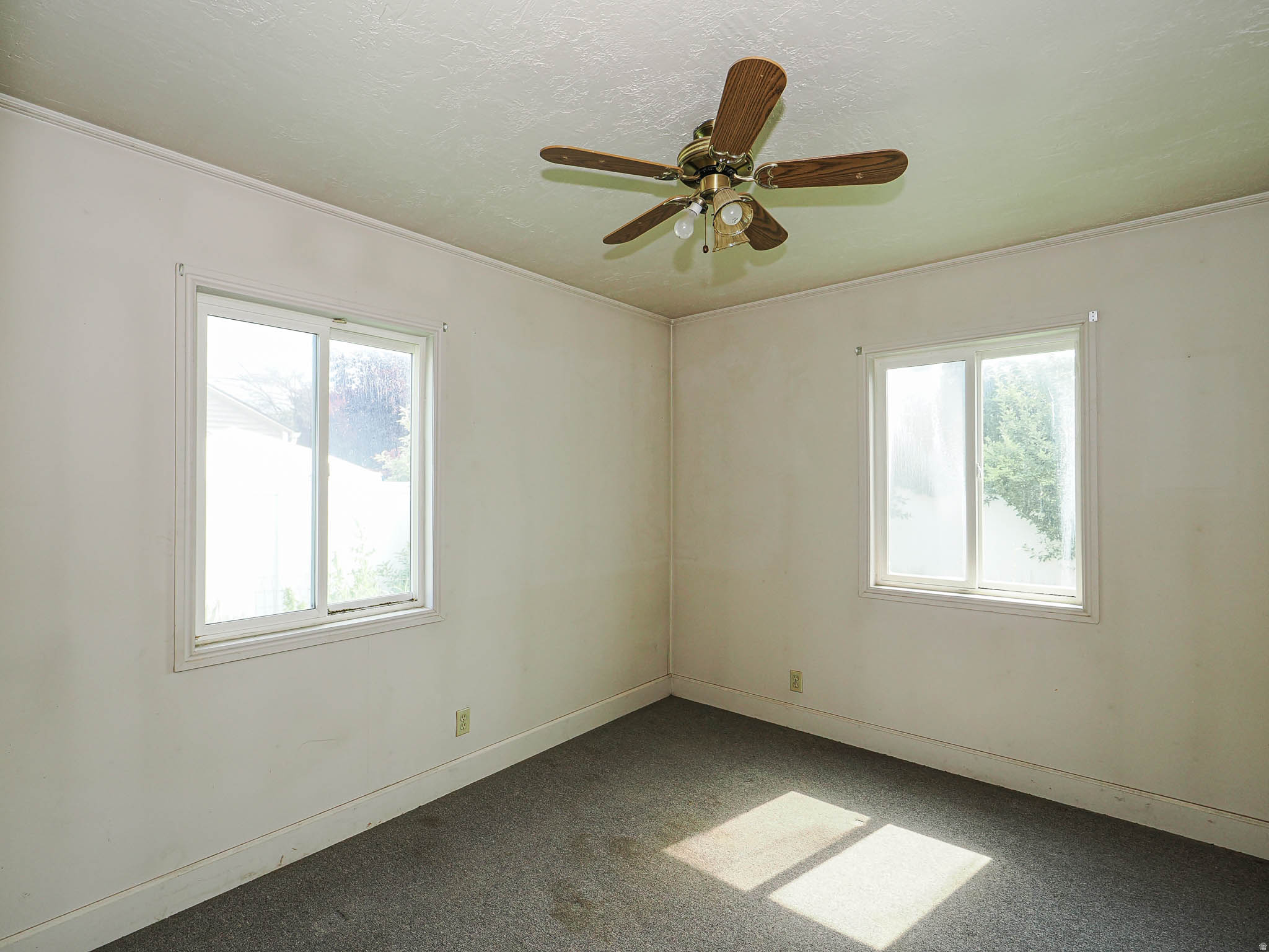 MADISON ACRES - Residential