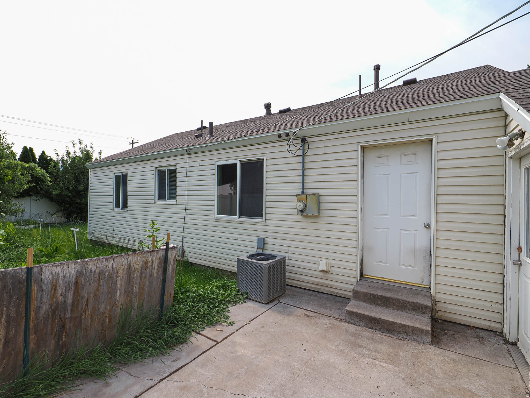 MADISON ACRES - Residential