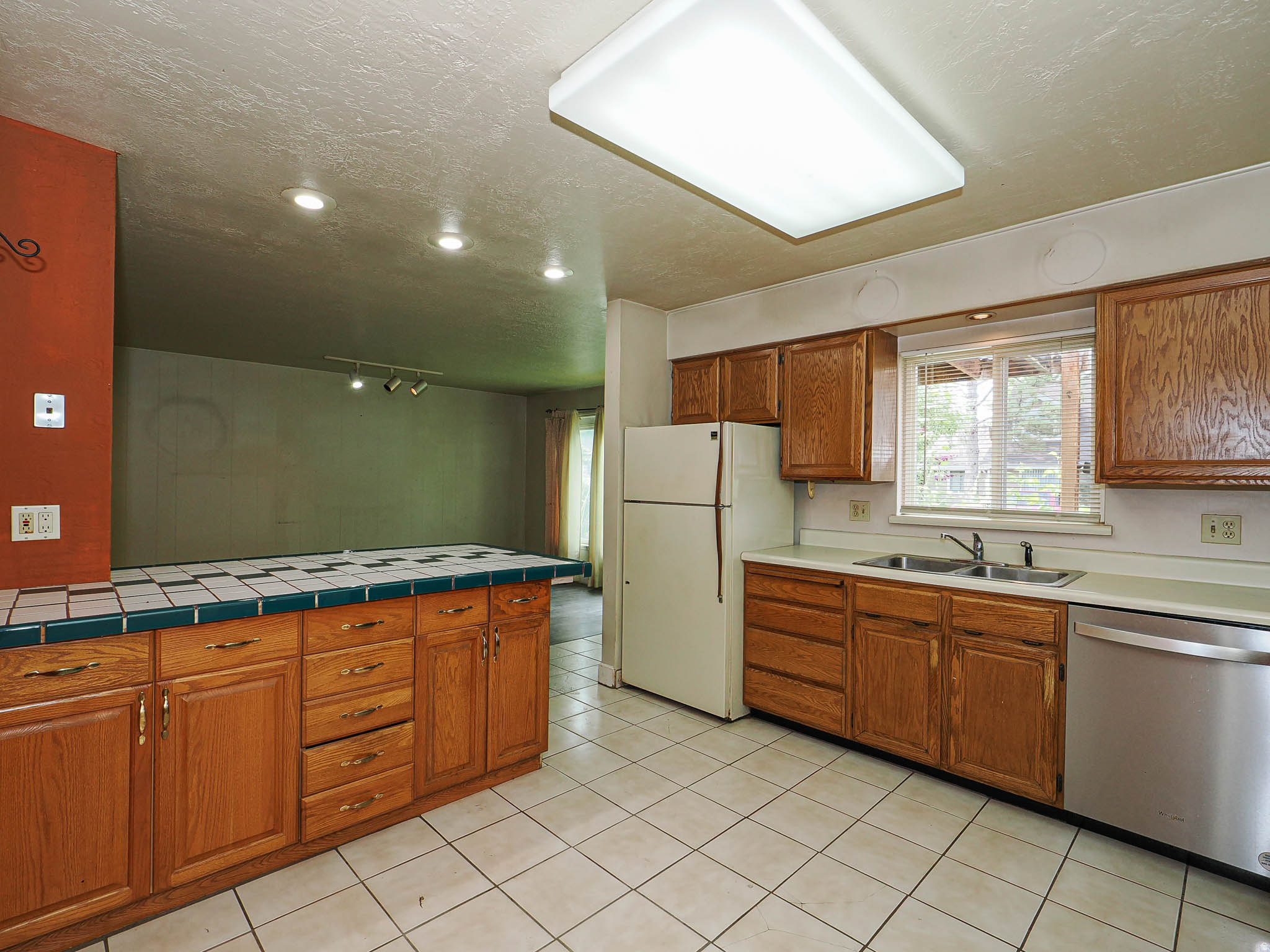 MADISON ACRES - Residential