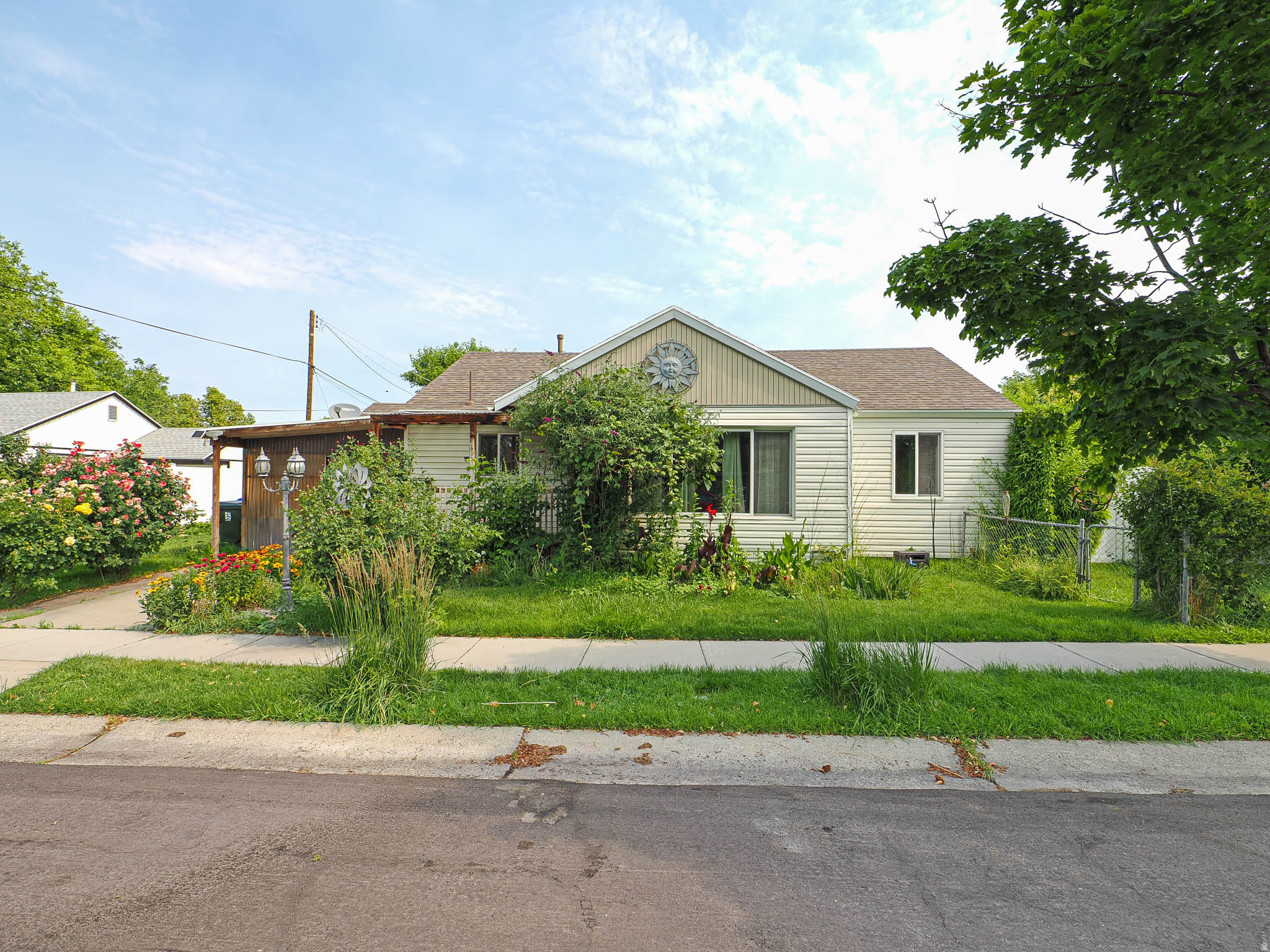 MADISON ACRES - Residential