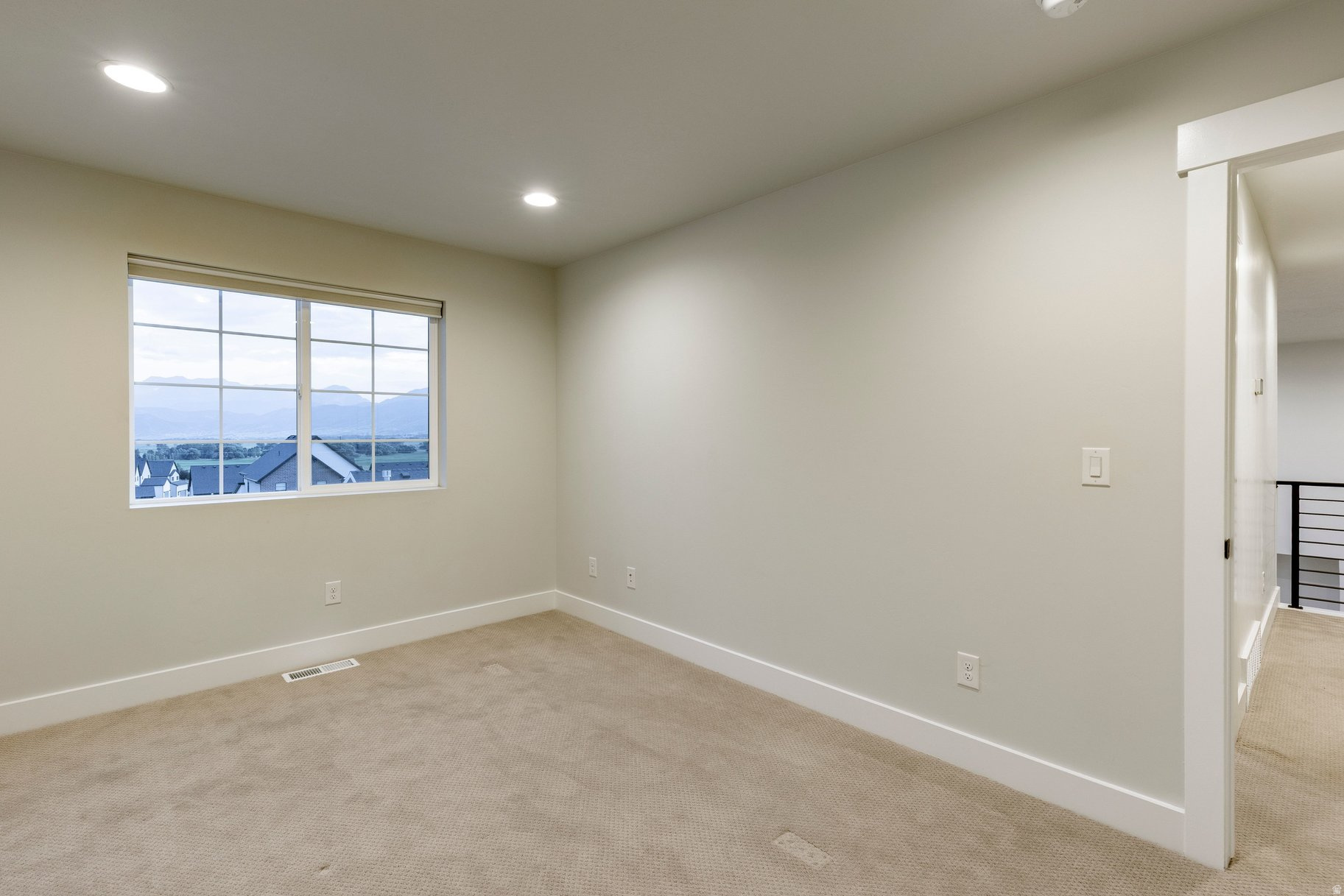 COYOTE RIDGE - Residential