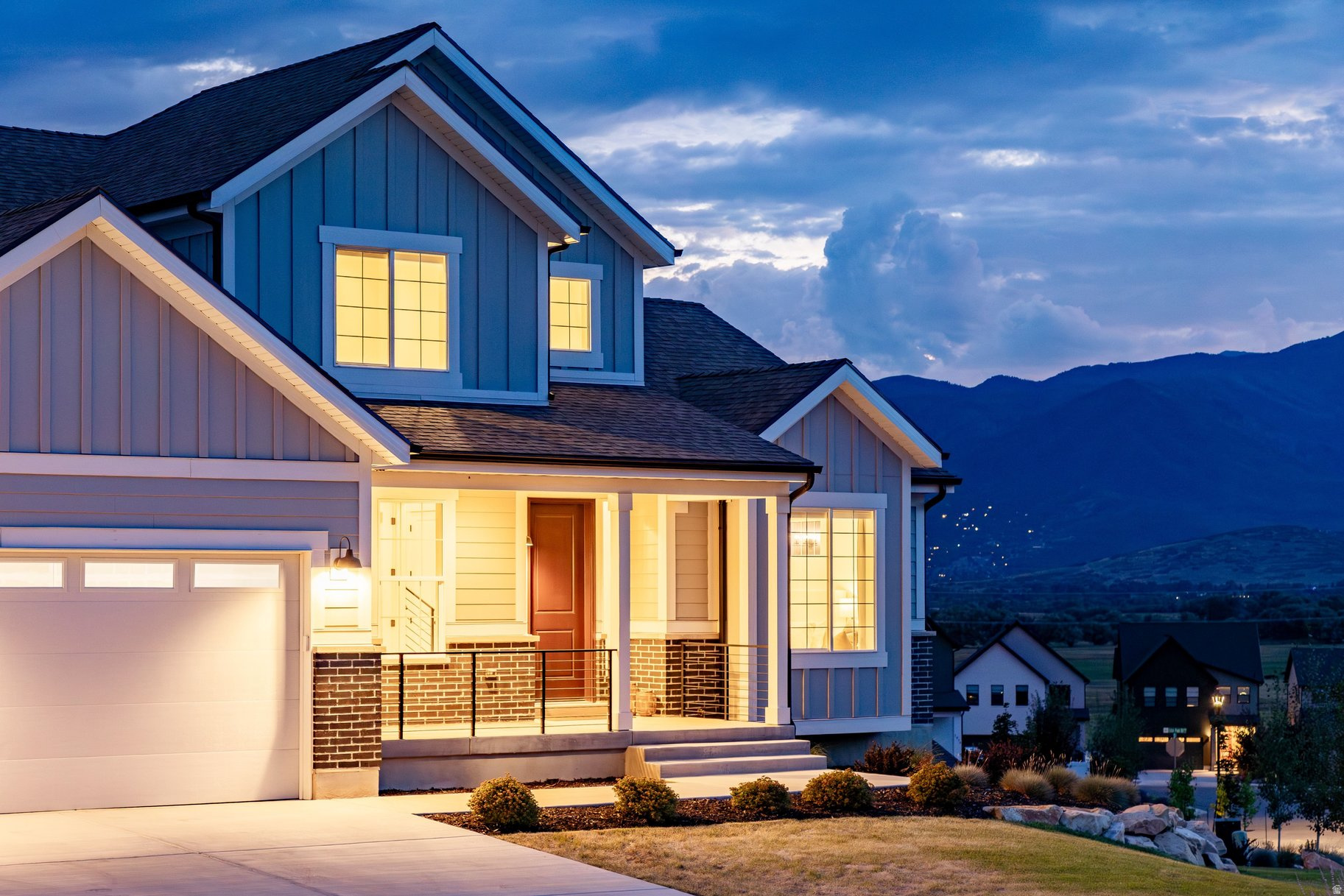 COYOTE RIDGE - Residential