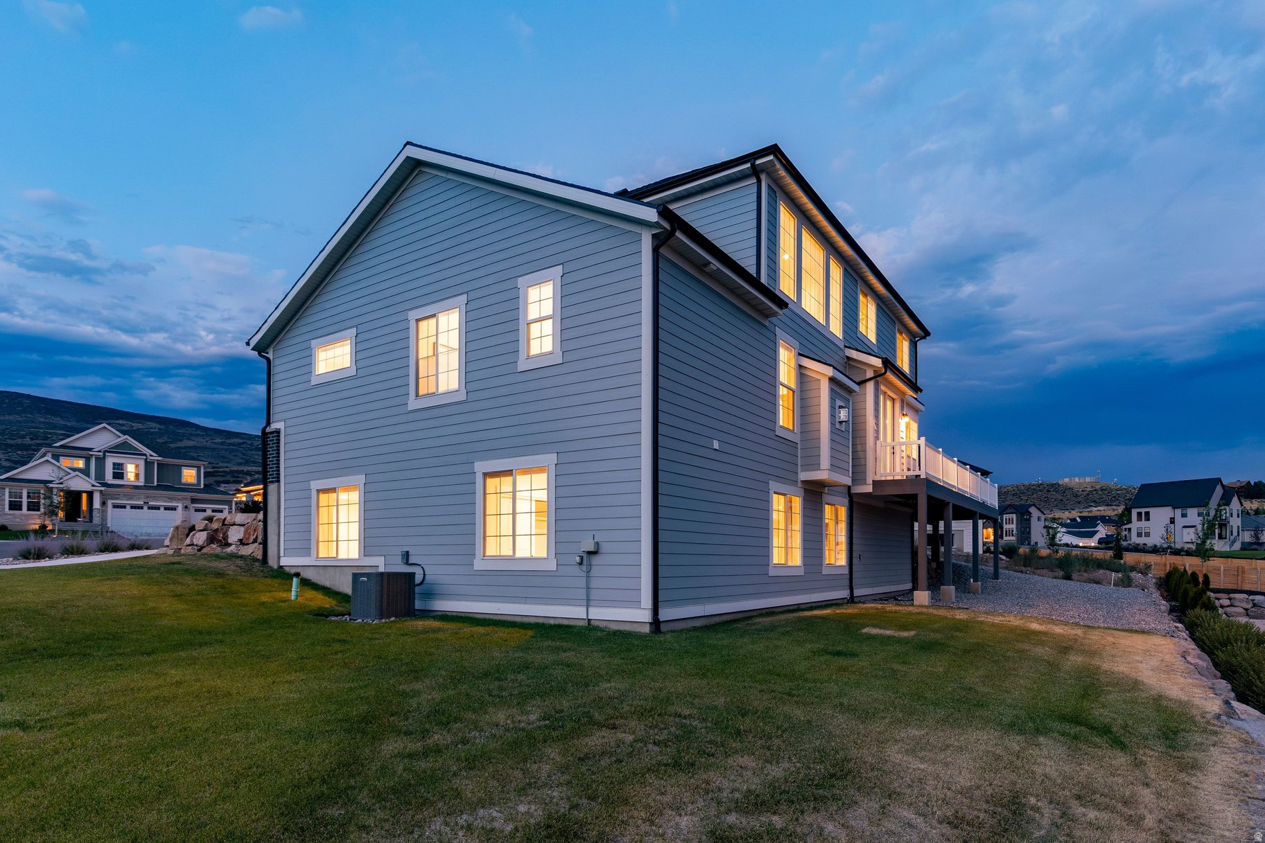 COYOTE RIDGE - Residential