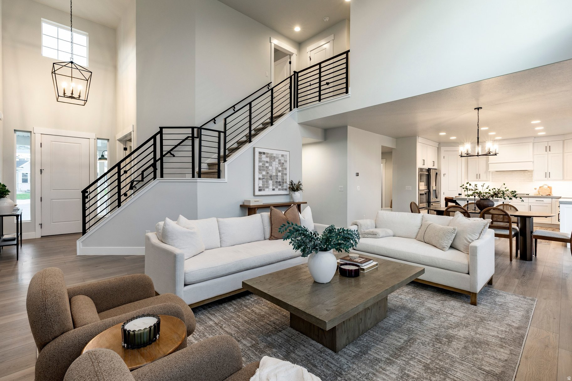 COYOTE RIDGE - Residential
