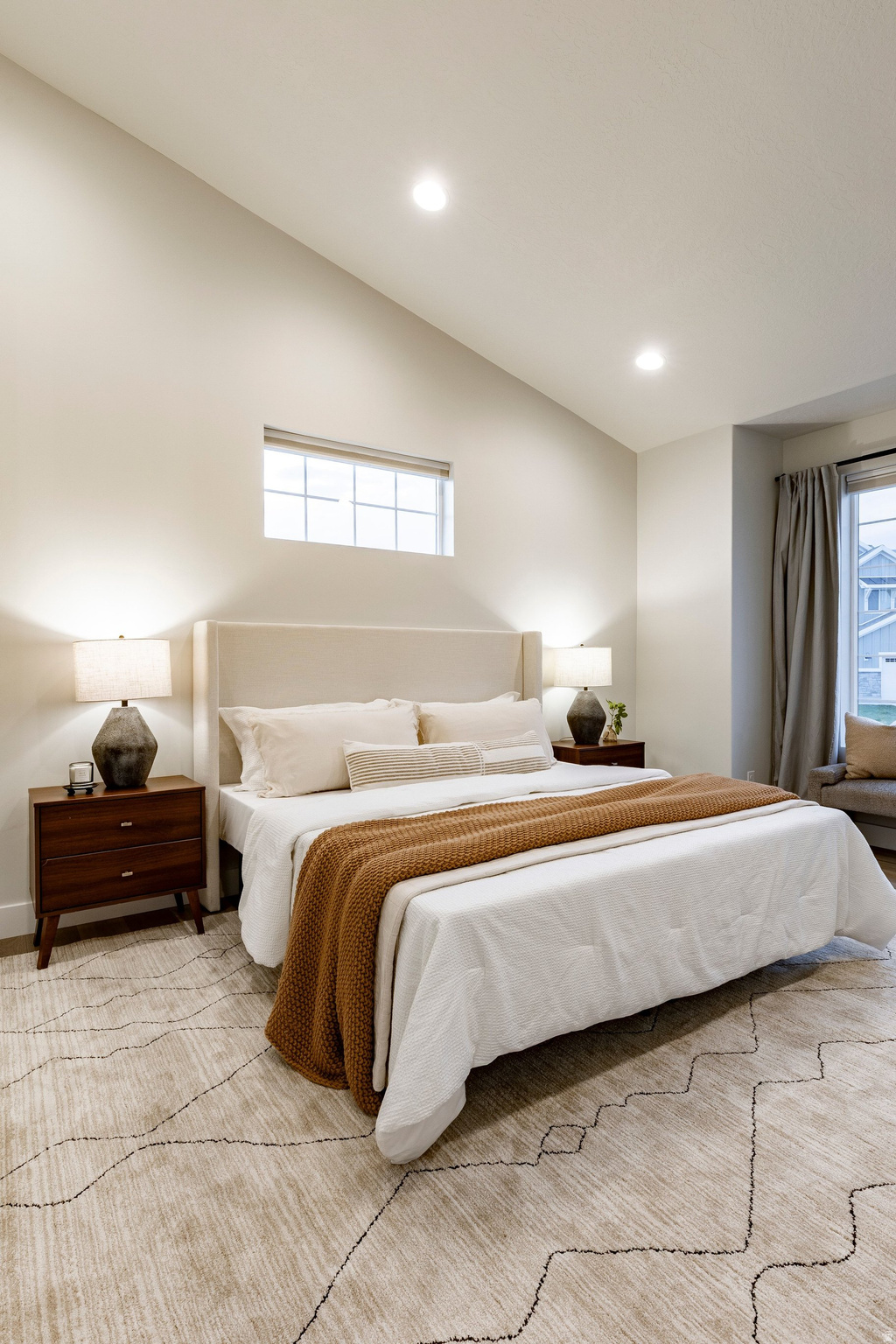 COYOTE RIDGE - Residential