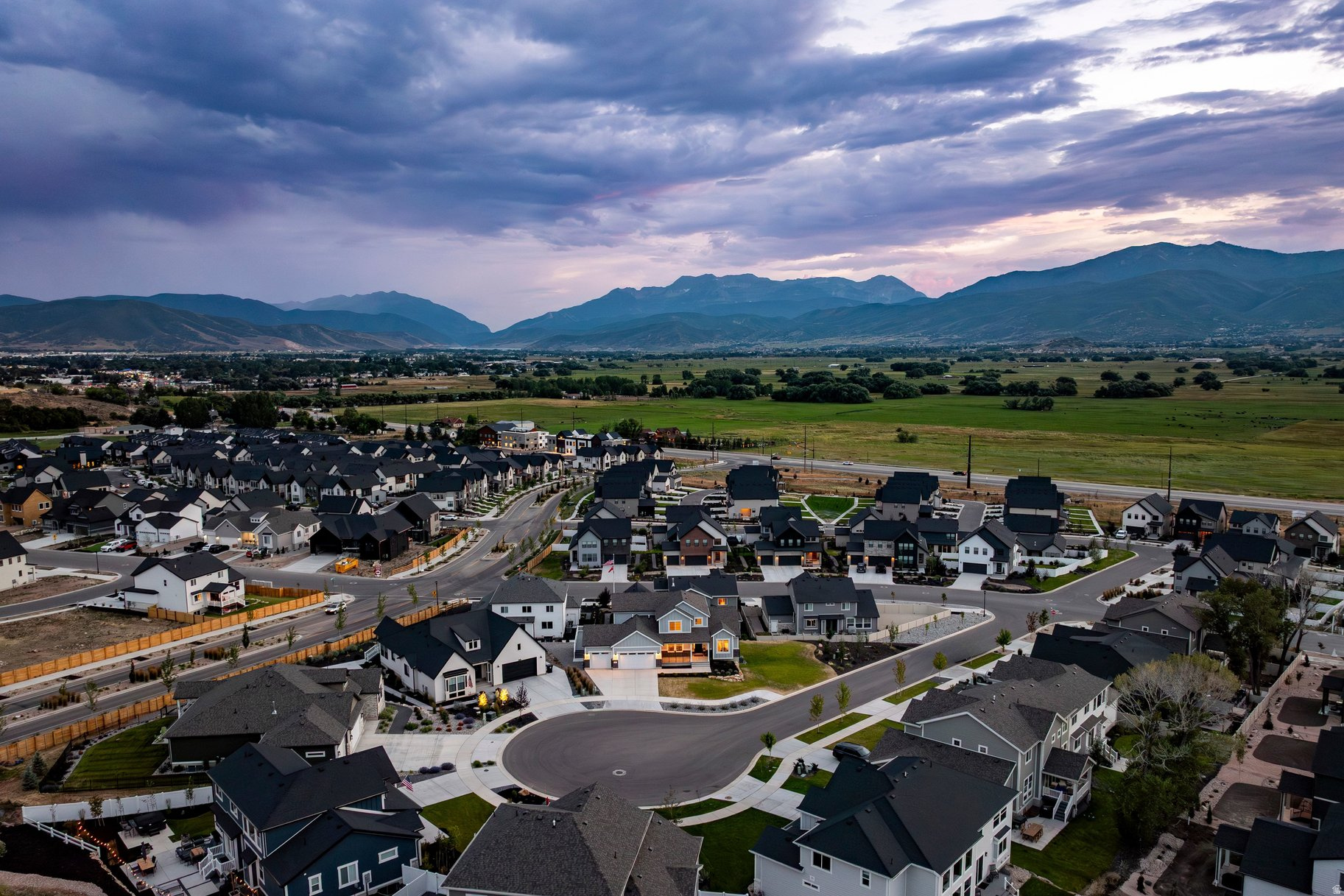 COYOTE RIDGE - Residential