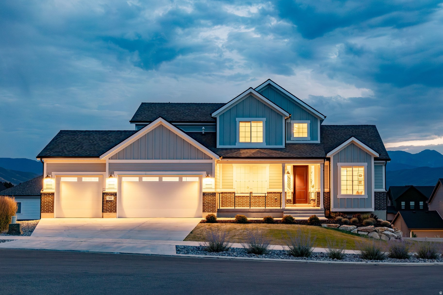 COYOTE RIDGE - Residential