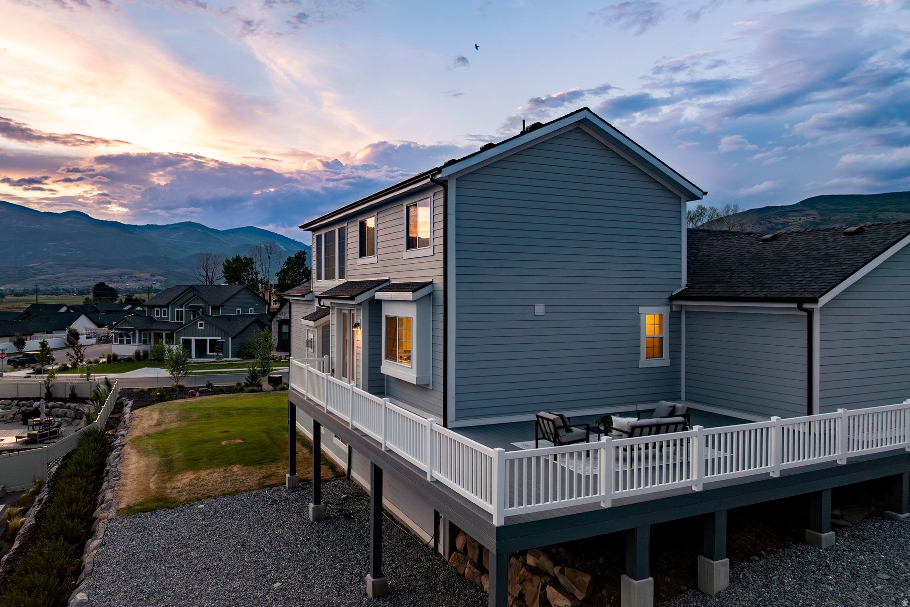 COYOTE RIDGE - Residential