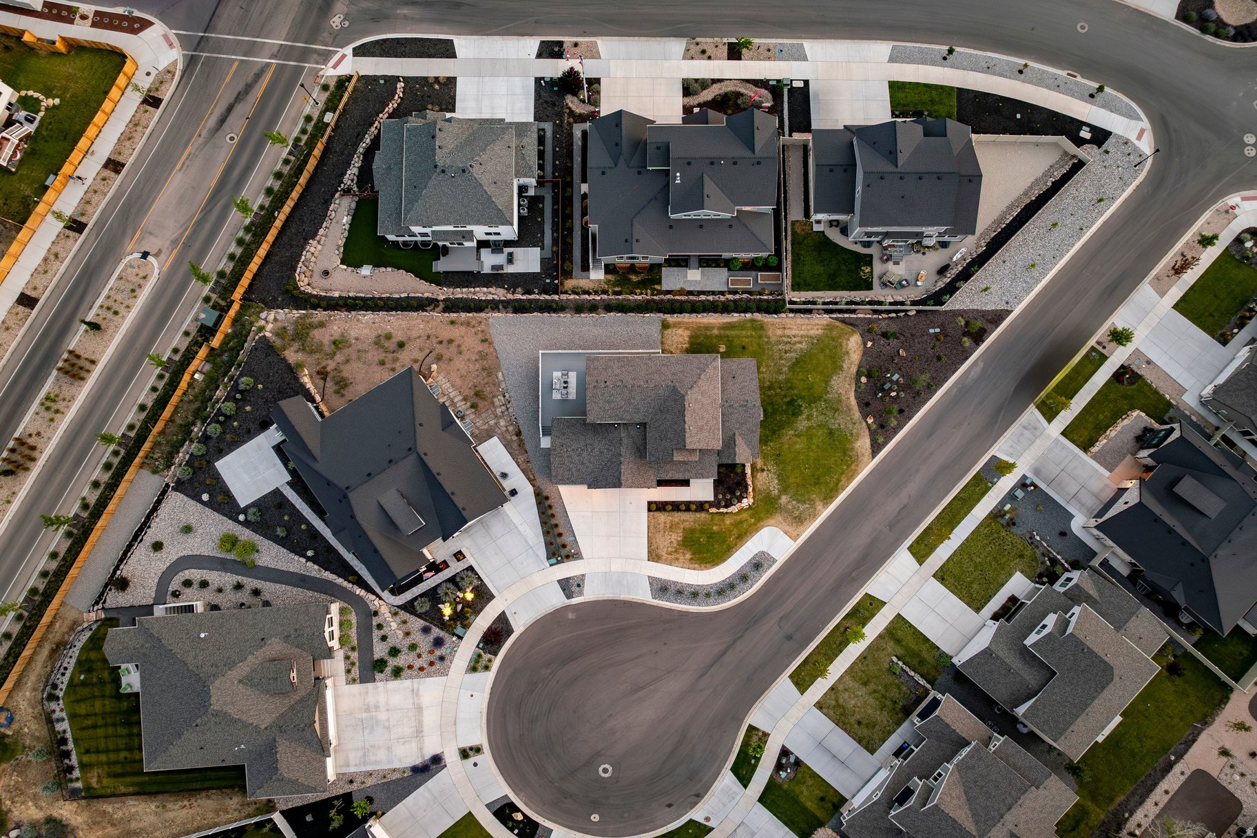 COYOTE RIDGE - Residential