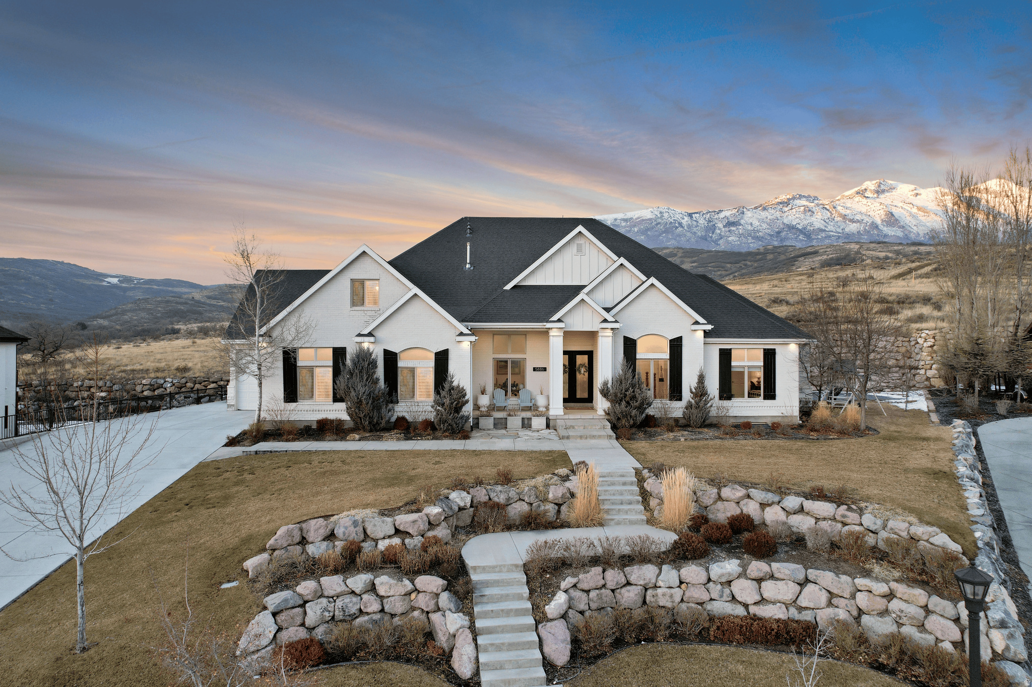 BEACON HILL THE HIGHLANDS - Residential