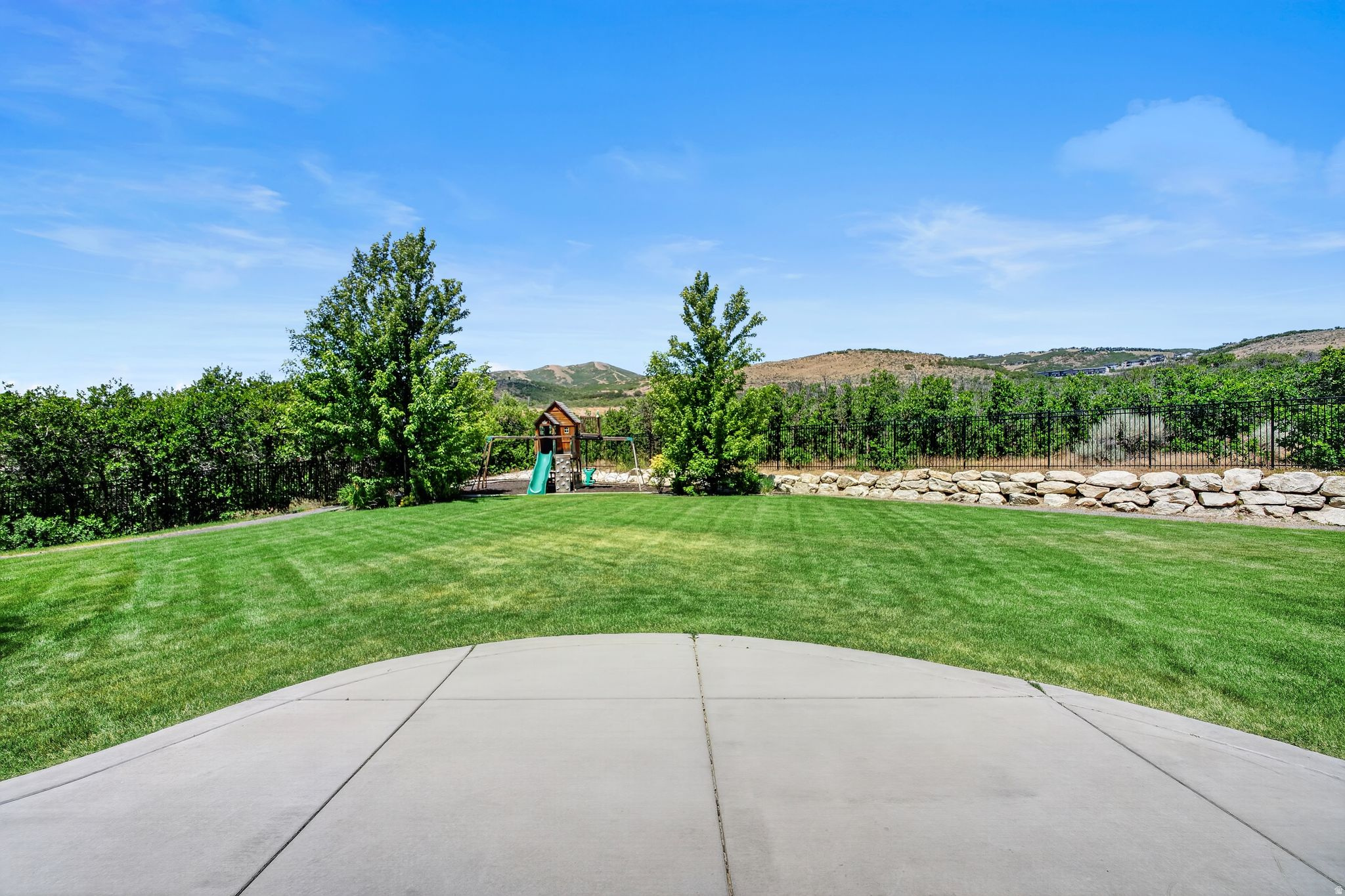 SKYE ESTATES - Residential
