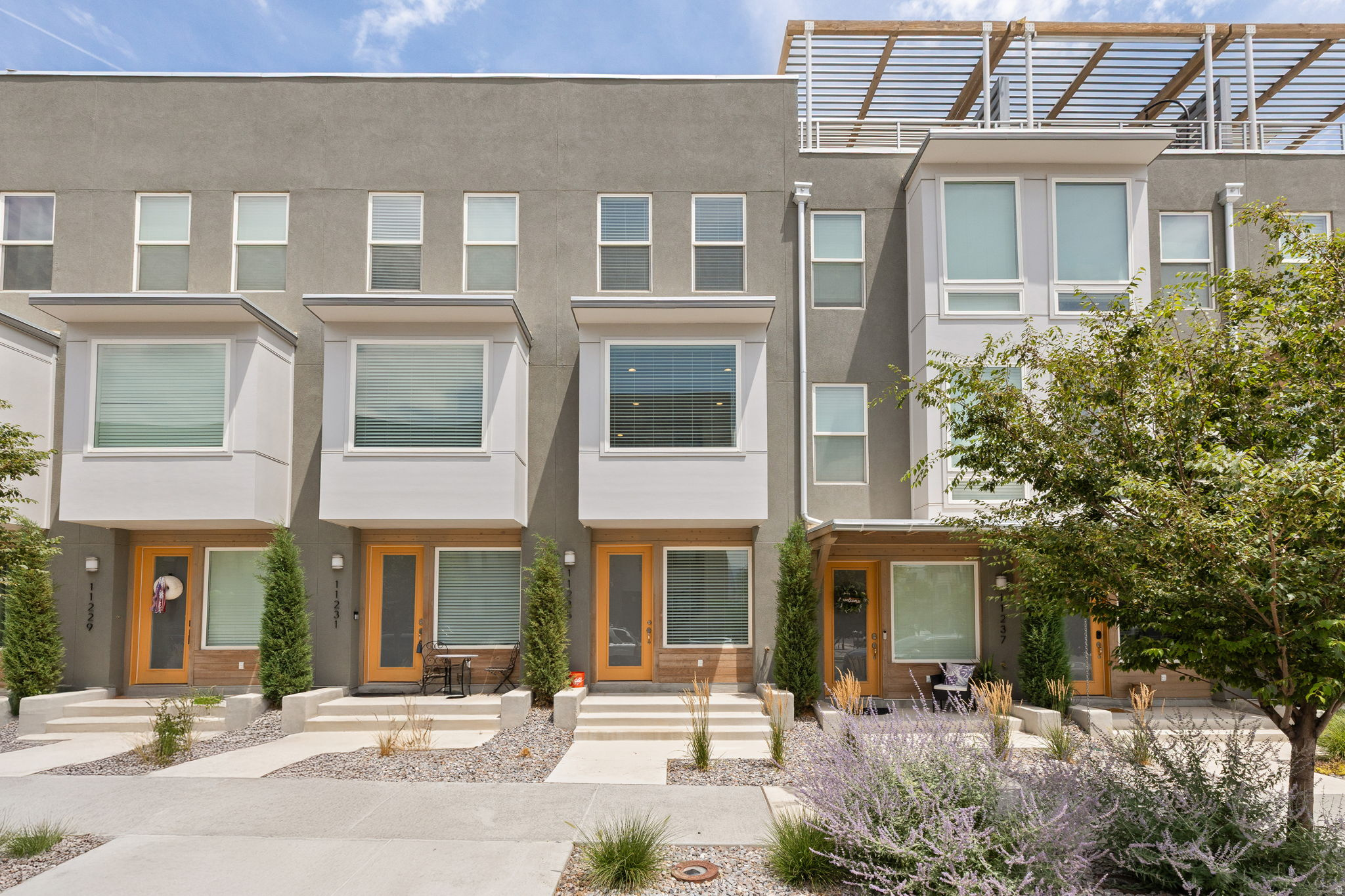 Move-in ready Daybreak townhome offering the low-maintenance lifestyle buyers love, just minutes from Downtown Daybreak, the Salt Lake Bees stadium, TRAX, Mountain View Corridor, shopping, dining, parks, and miles of walking and biking trails. Built in 2022, this thoughtfully designed home features a bright open floor plan, quartz countertops, gas range, dedicated main-level office or flex room, two spacious bedrooms, second-floor laundry, attached garage, and modern finishes throughout. Whether you're working from home, commuting along the Wasatch Front, or looking for a walkable South Jordan neighborhood with exceptional community amenities including lakes, pools, fitness center, parks, and events, this home offers the perfect combination of convenience, comfort, and lifestyle.