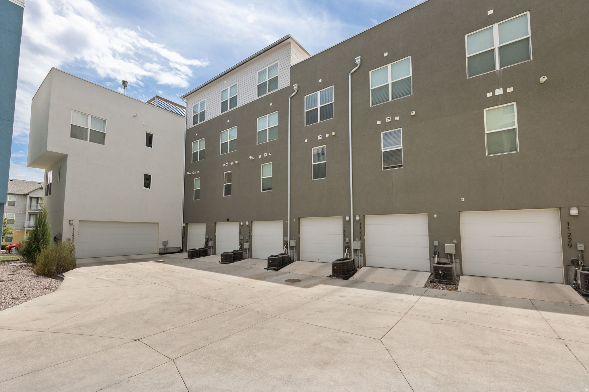 DAYBREAK  - URBAN TOWNHOMES - SEGO - Residential