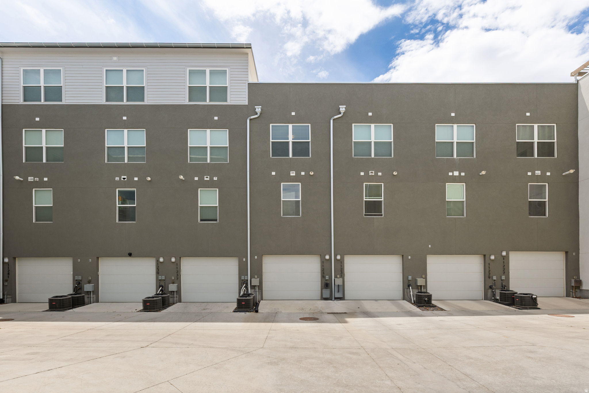 DAYBREAK  - URBAN TOWNHOMES - SEGO - Residential