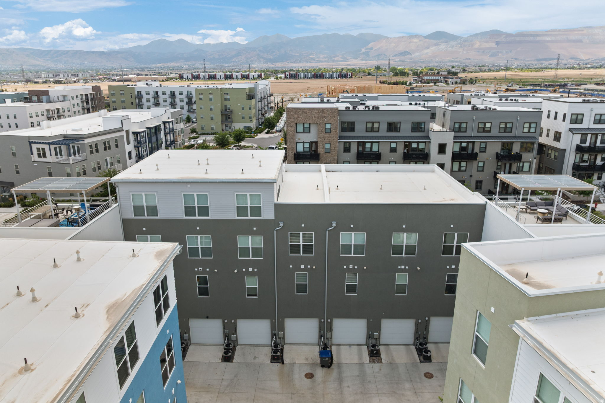 DAYBREAK  - URBAN TOWNHOMES - SEGO - Residential
