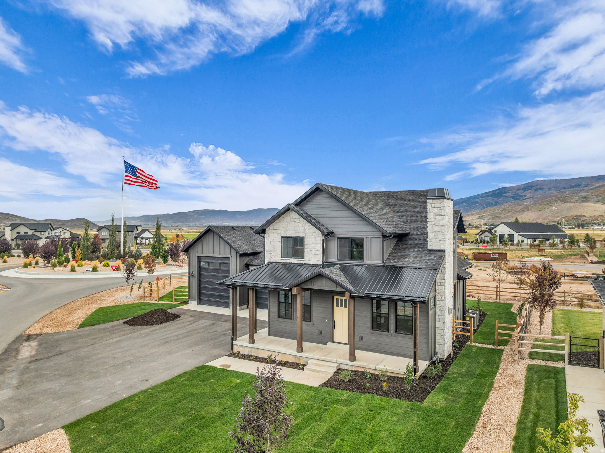 HART CROSSING - Residential