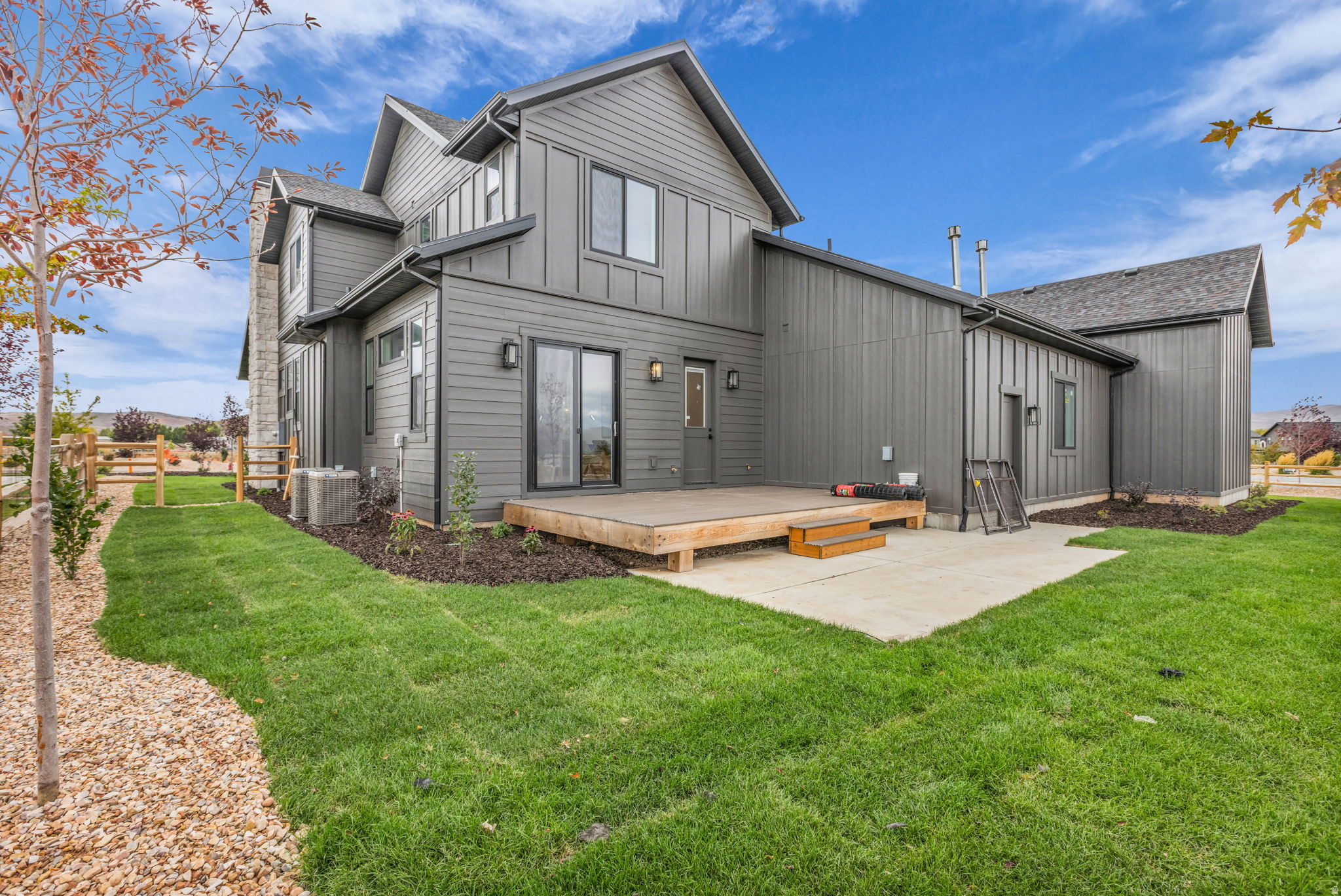 HART CROSSING - Residential