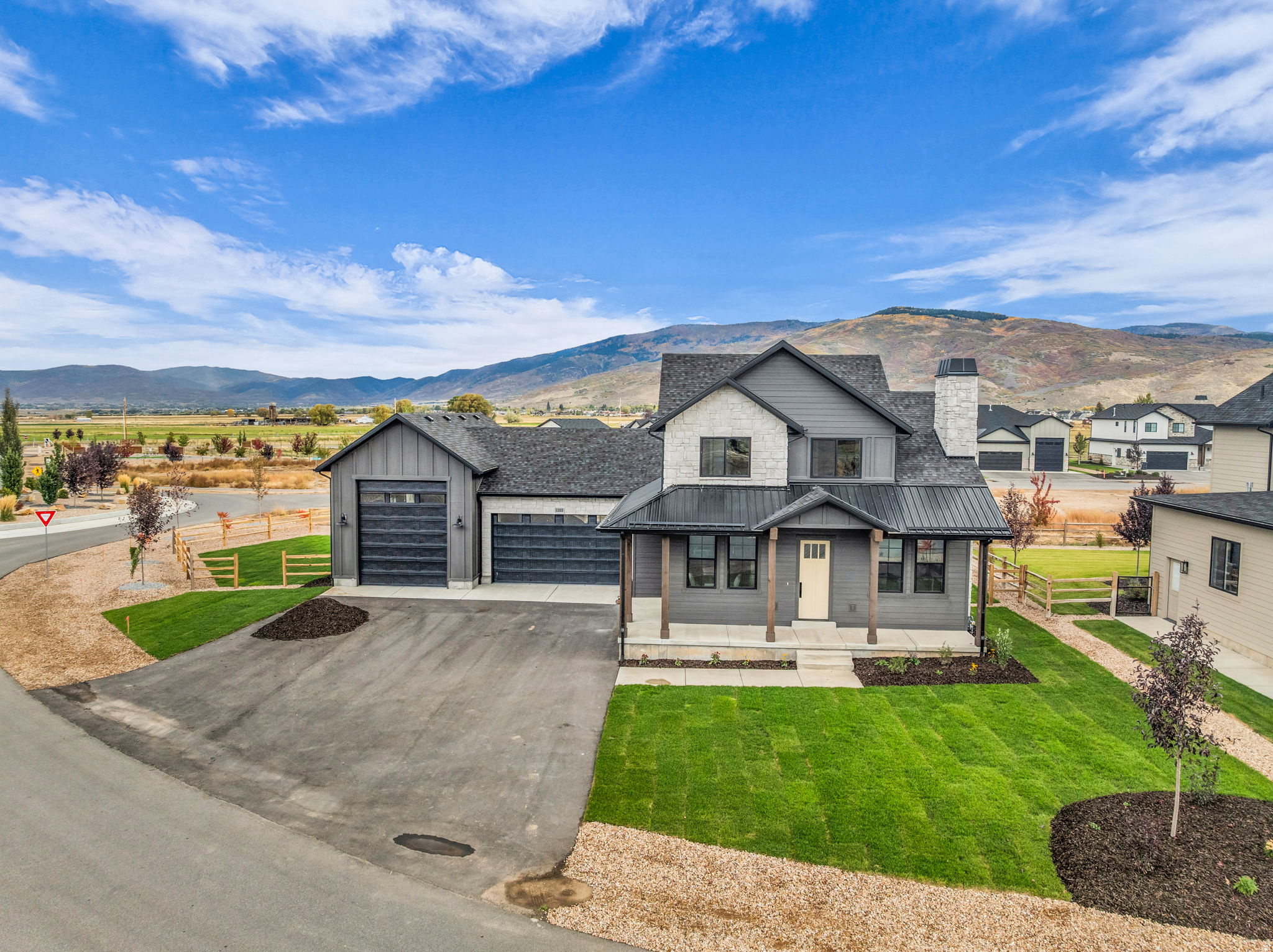 HART CROSSING - Residential
