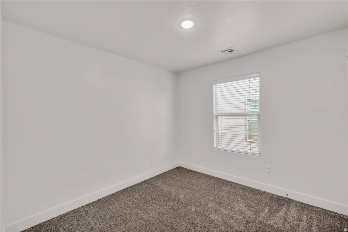 DESERT BLUFF AT DESERT CANYONS TOWNHOMES - Residential