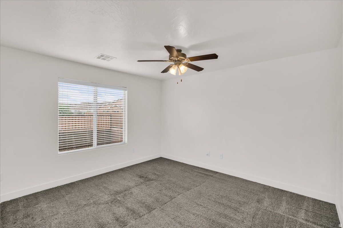 DESERT BLUFF AT DESERT CANYONS TOWNHOMES - Residential