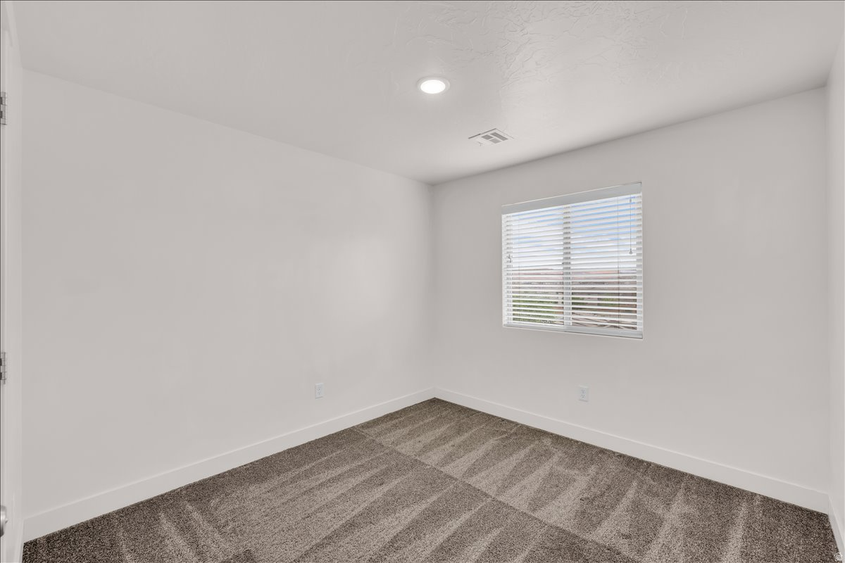 DESERT BLUFF AT DESERT CANYONS TOWNHOMES - Residential