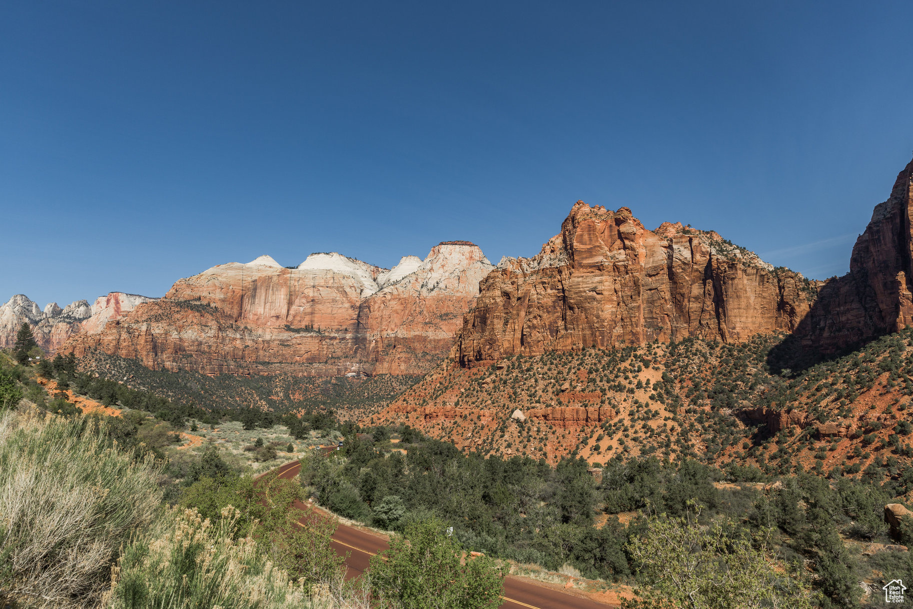 CANYON POINT - Land