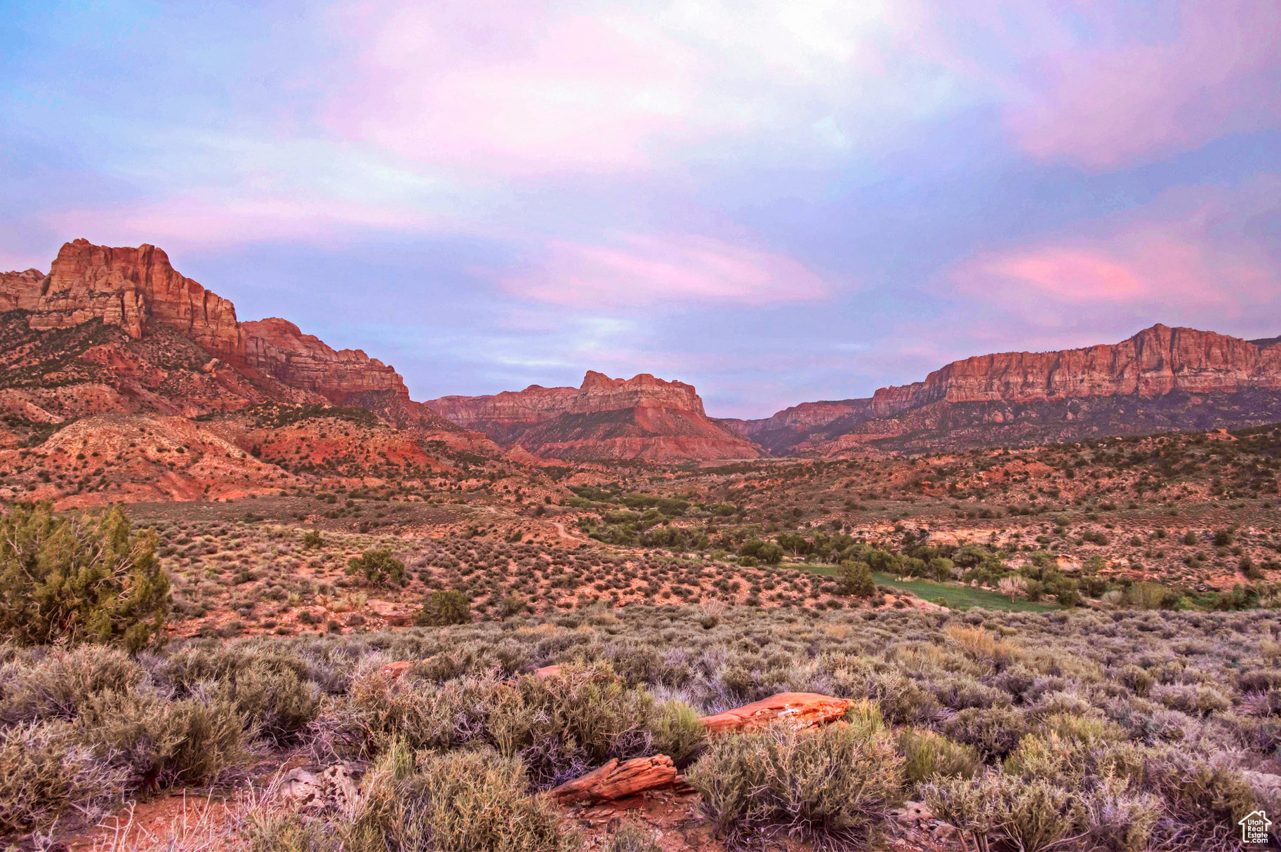 CANYON POINT - Land