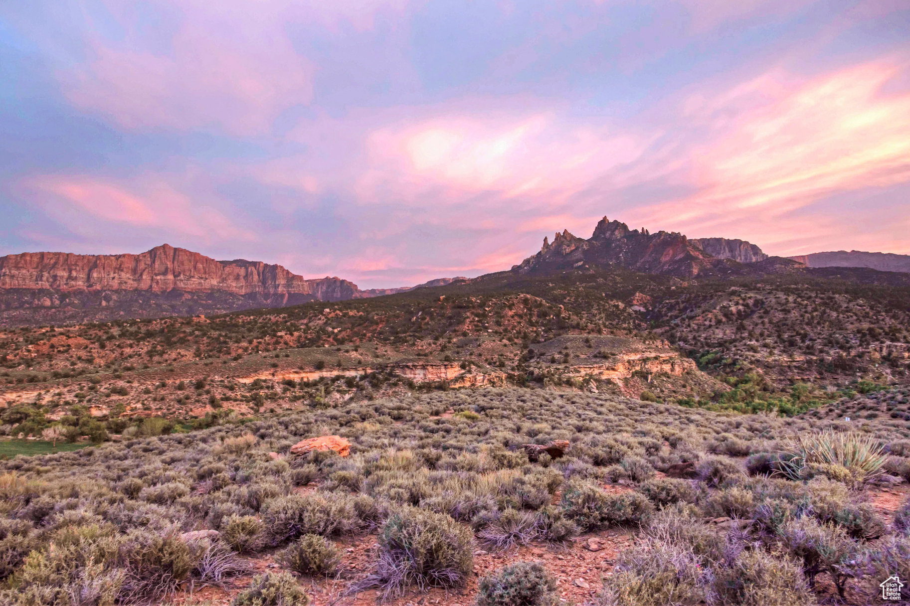 CANYON POINT - Land