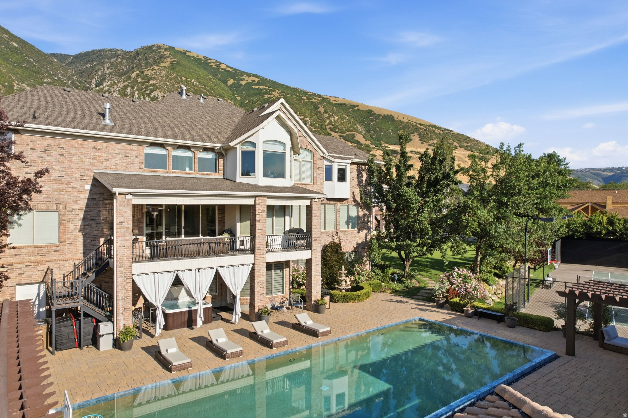SHALYN OAKS PHASE II - Residential