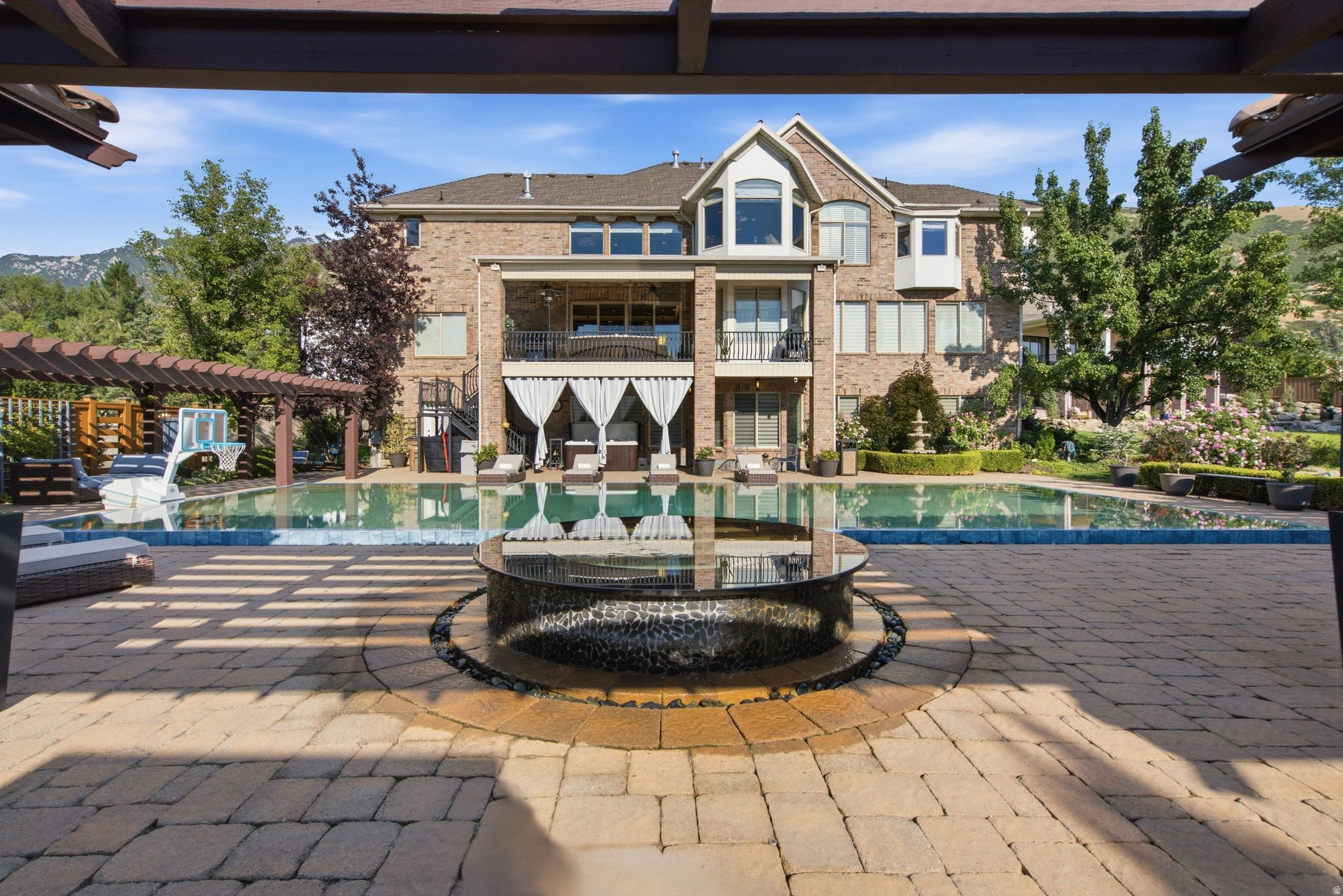 SHALYN OAKS PHASE II - Residential