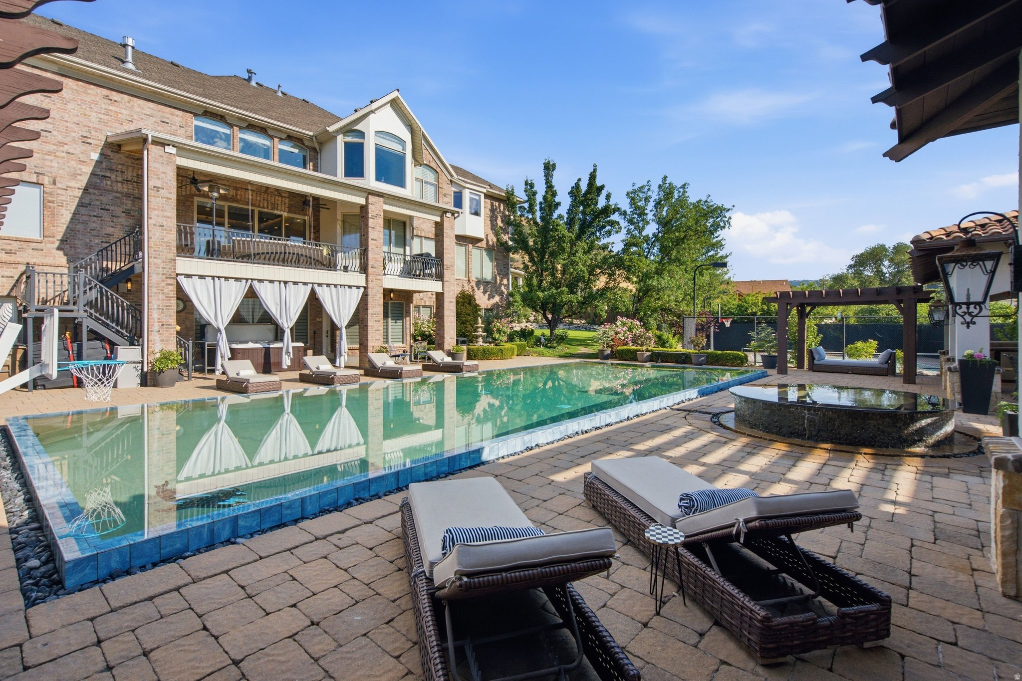 SHALYN OAKS PHASE II - Residential