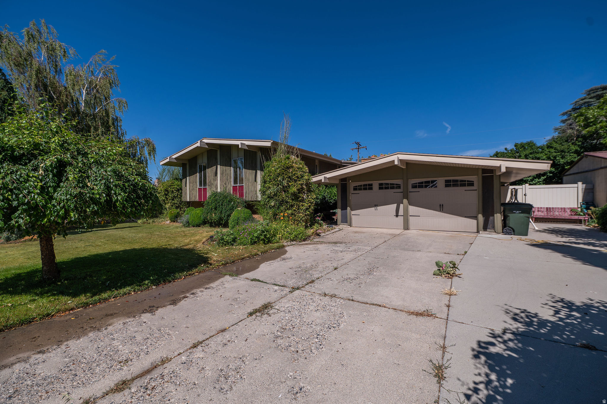 BENNION PLAZA - Residential