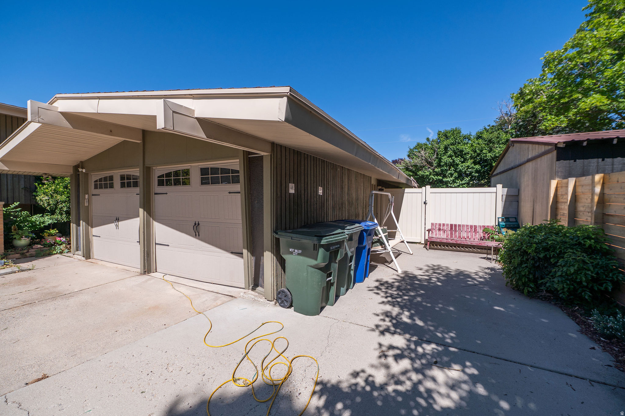 BENNION PLAZA - Residential