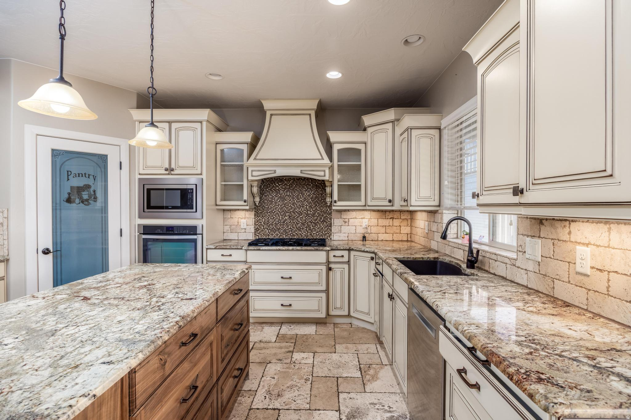 COYOTE SPRINGS - Residential