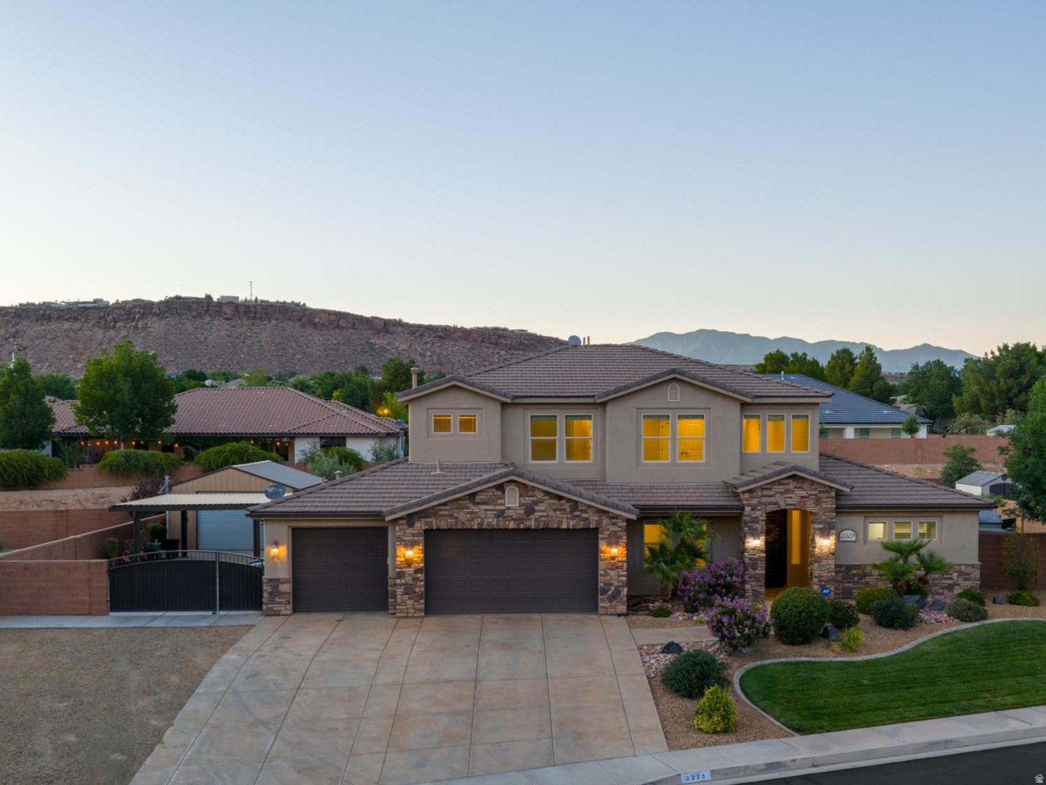 COYOTE SPRINGS - Residential
