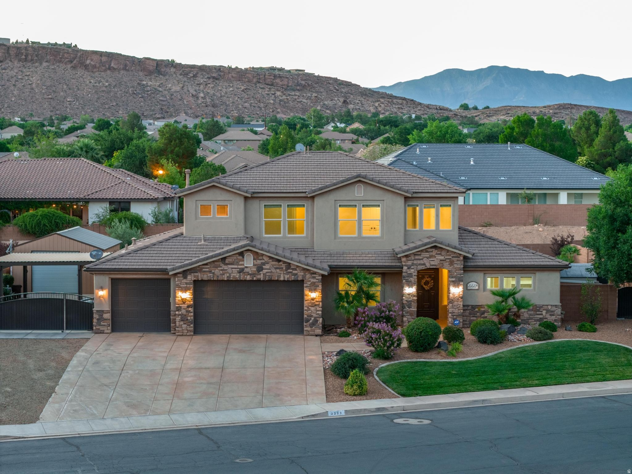 COYOTE SPRINGS - Residential