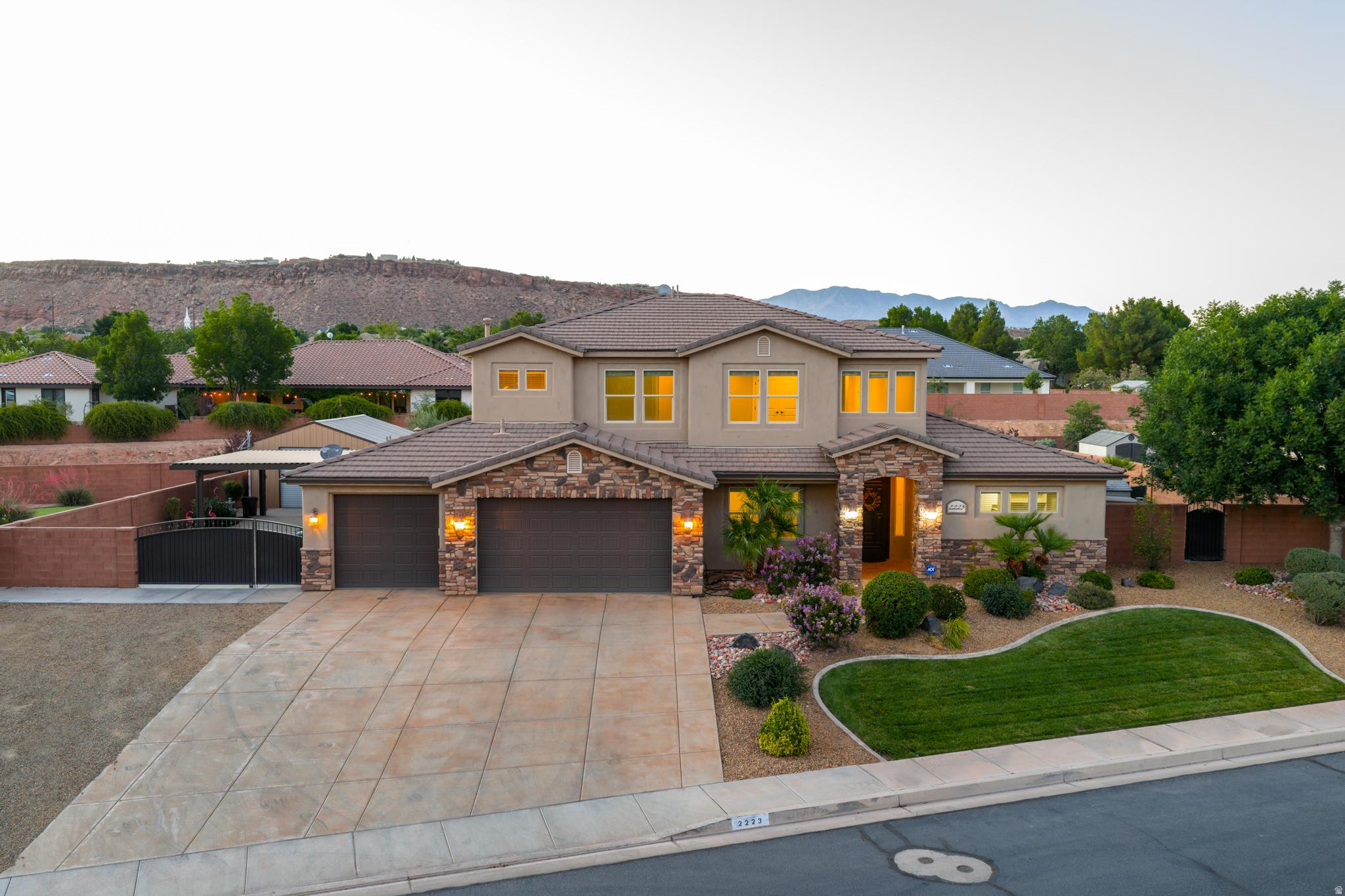 COYOTE SPRINGS - Residential