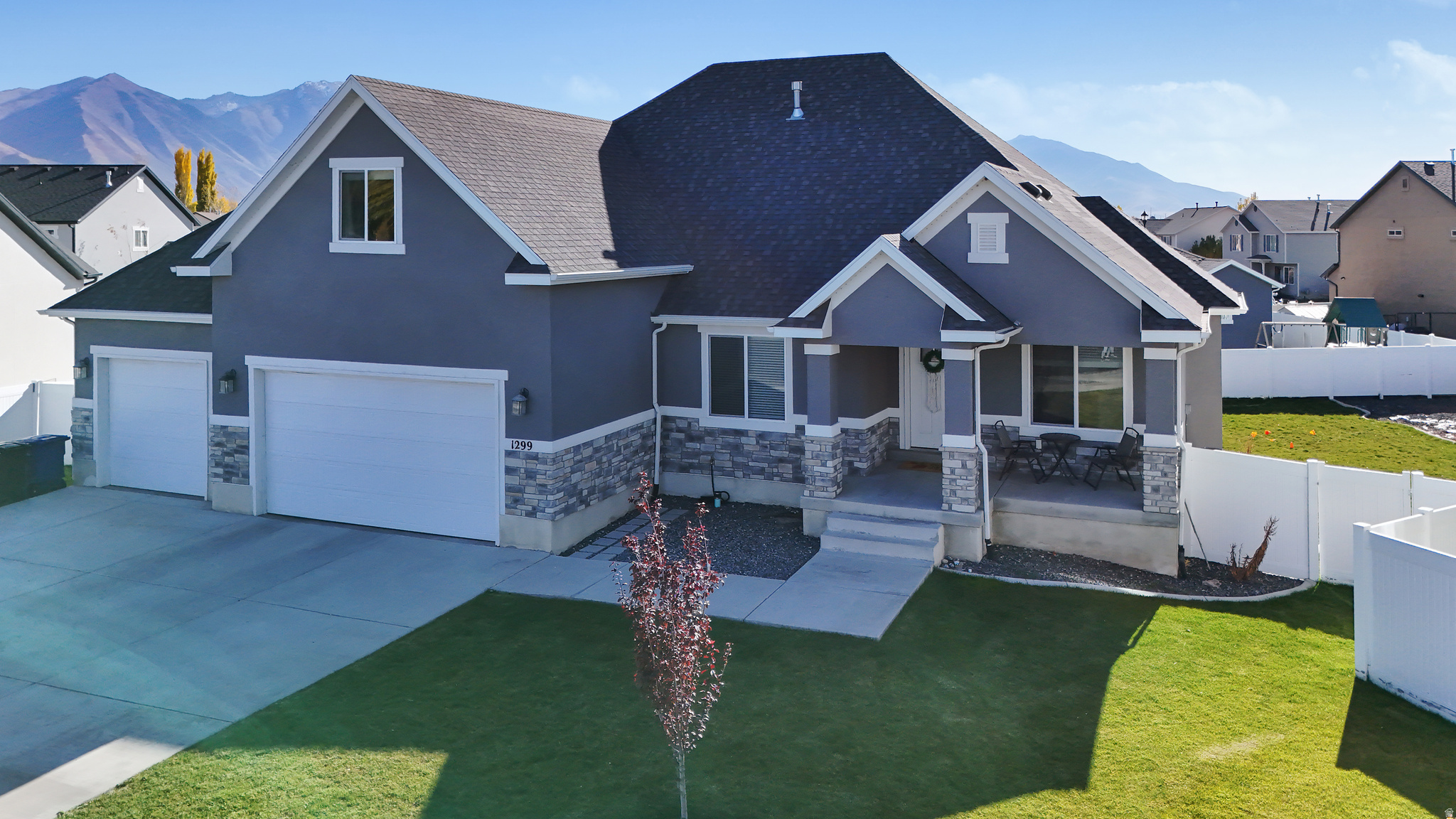 *Sellers are motivated and open to reviewing offers.* This newer home in a highly desirable Spanish Fork location offers a great open floor plan and premium upgrades designed for comfortable family living. The main level shines with a gourmet kitchen featuring white cabinets and granite countertops, a cozy fireplace, and a garage with epoxy flooring. Located near the Spanish Fork River Trail, sports park, shopping, and the high school, the home also boasts essential bonus spaces, including a downstairs designated movie theater room (with no windows) and a spacious, cleverly hidden cold storage room located in the furnace area. This prime property perfectly blends modern style with functional space-come see it today