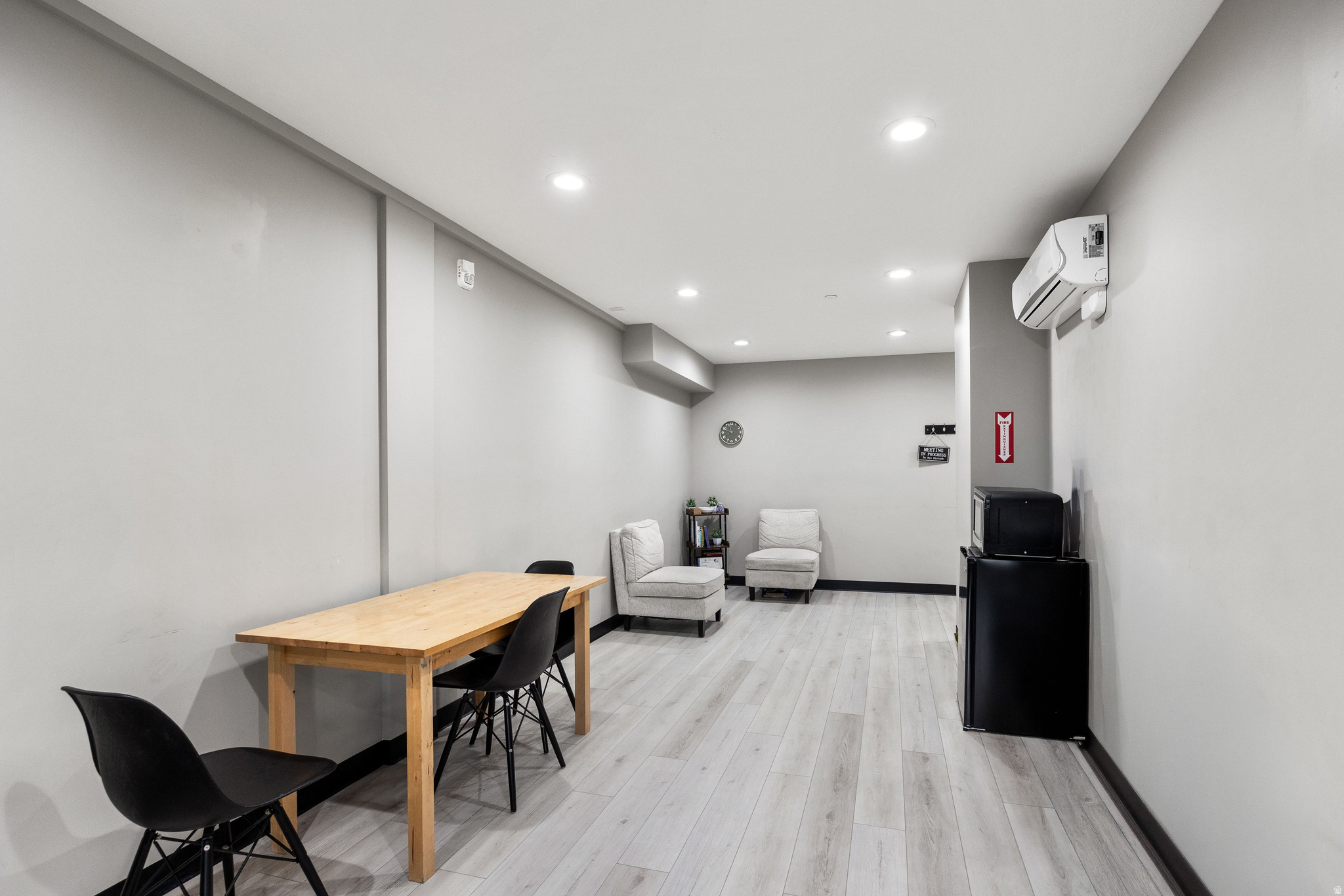 PARK EAST II BUSINESS COMMUNITY CONDOS - Residential