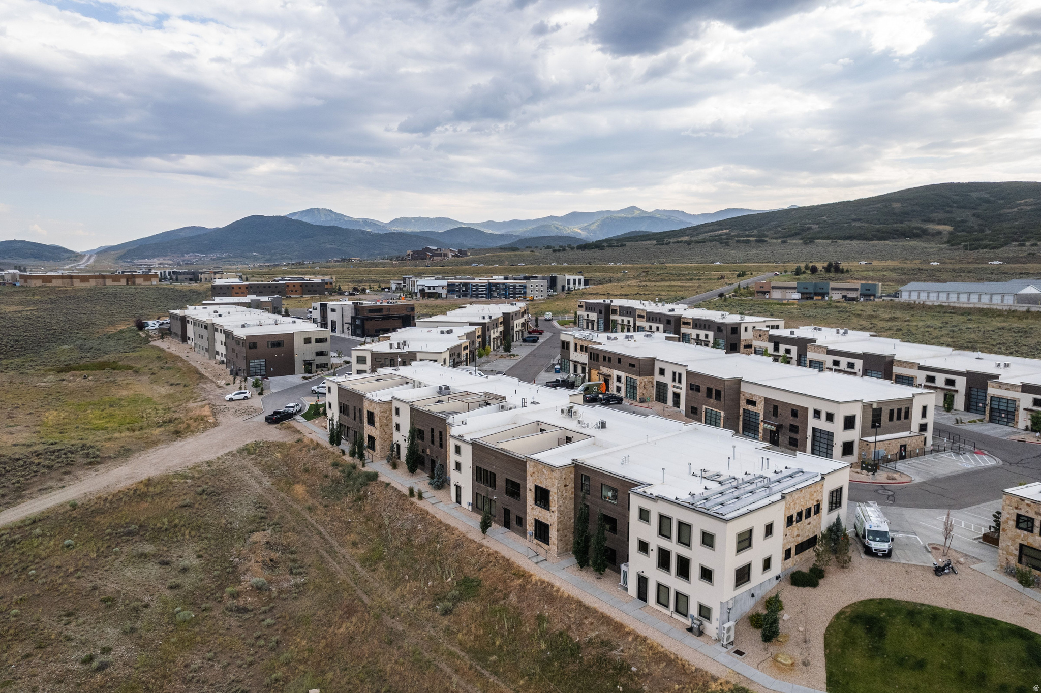 PARK EAST II BUSINESS COMMUNITY CONDOS - Residential