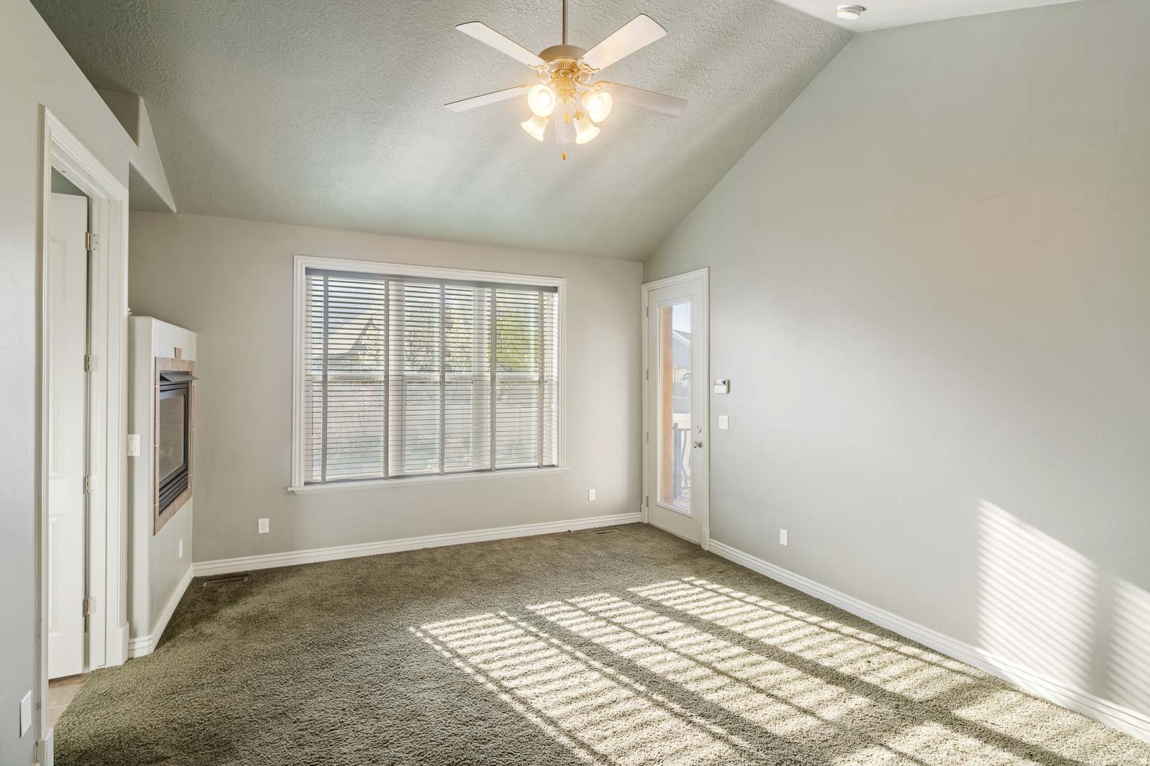 HARVEST PARK - Residential