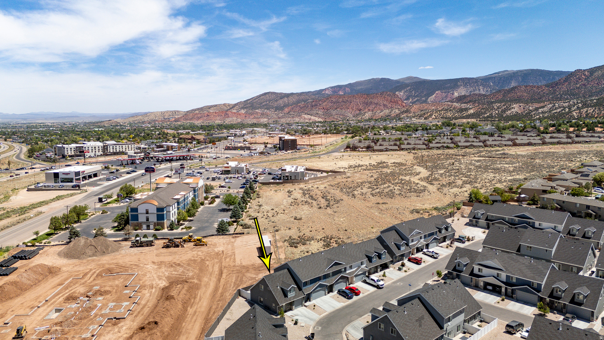 CEDAR EDGE - Residential