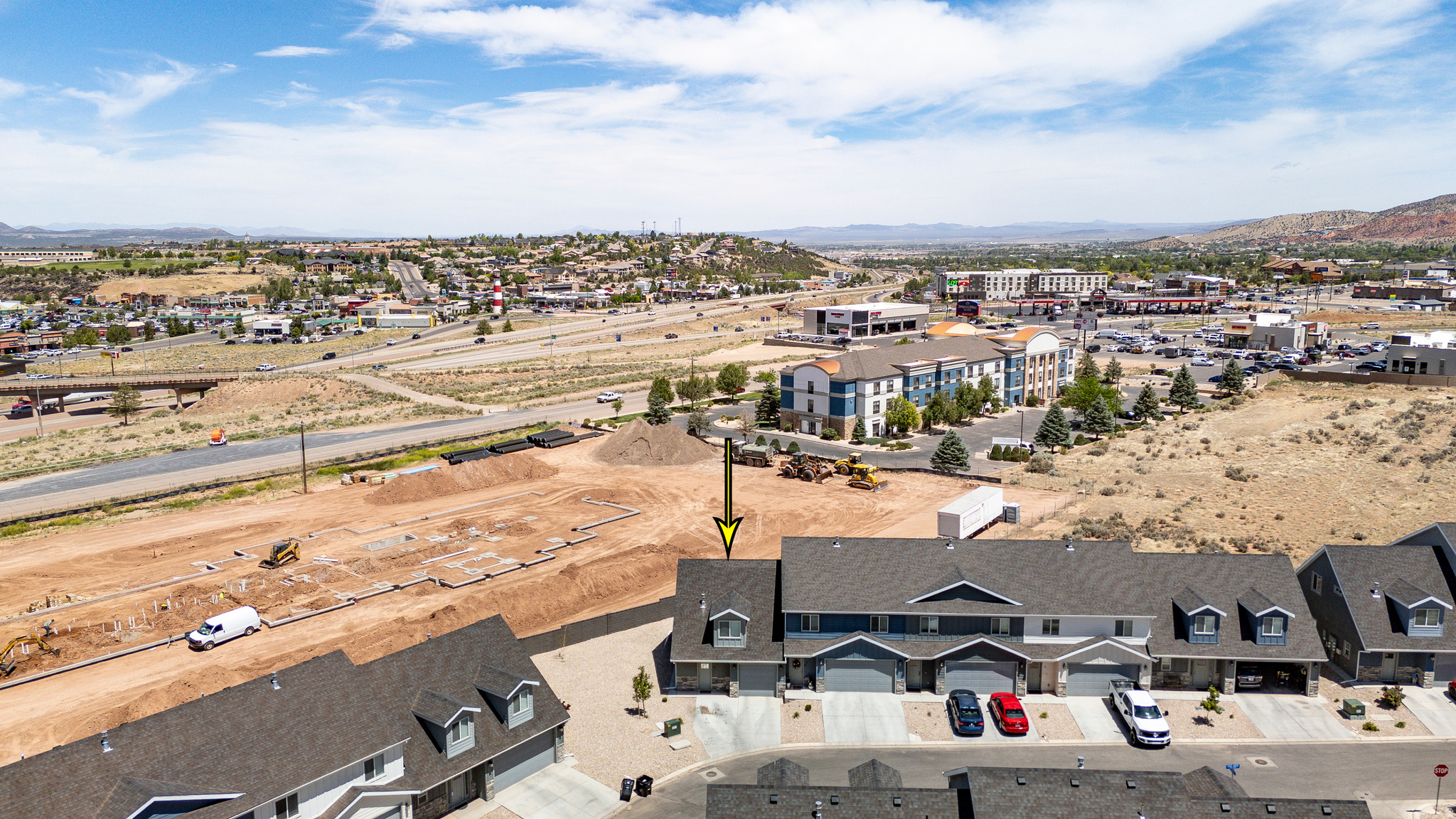 CEDAR EDGE - Residential