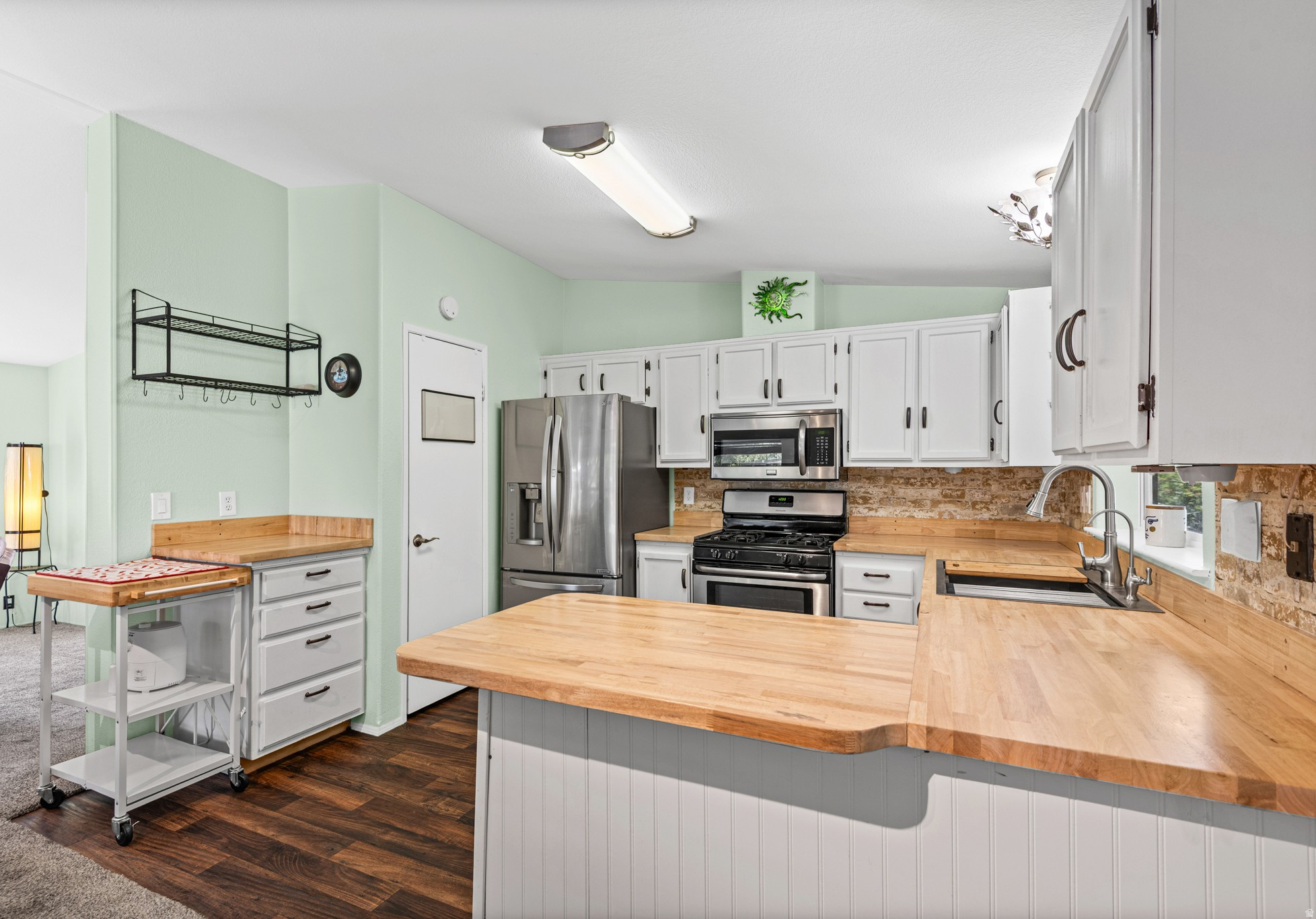 SEVEN C'S - Residential