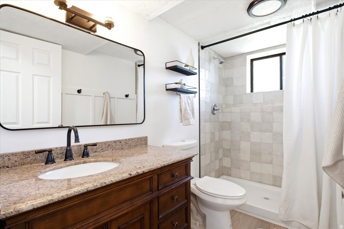 EASTVIEW - Residential