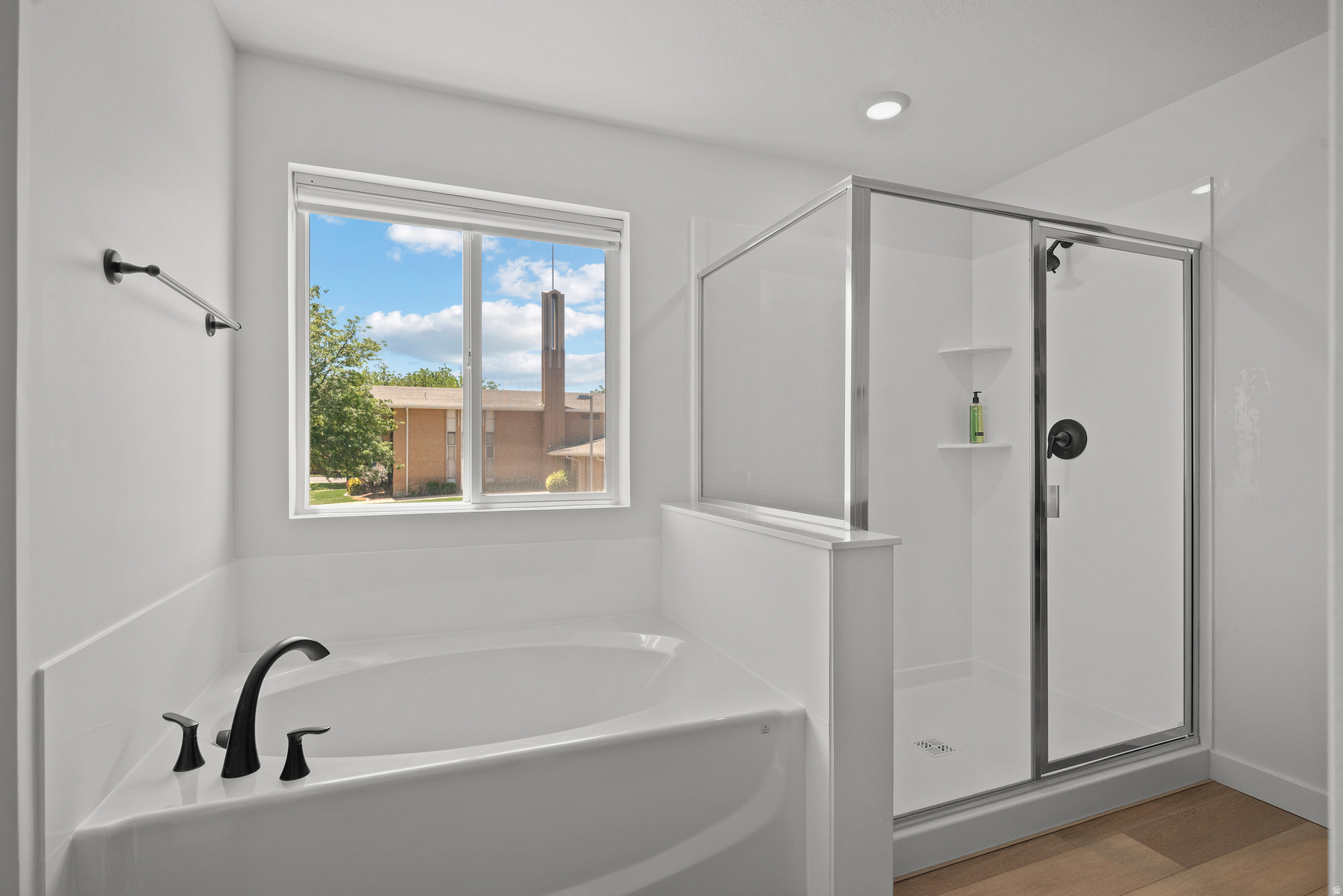 GT ESTATES - Residential