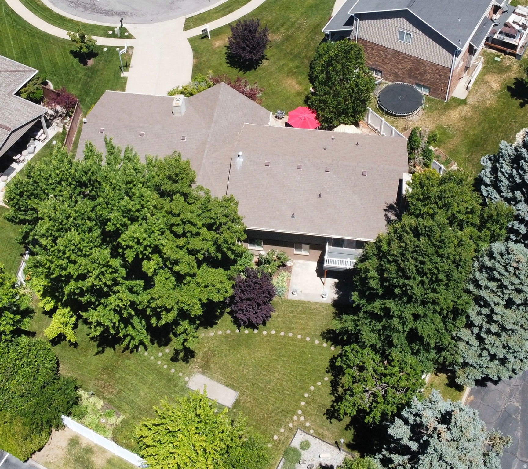 HOLMES ESTATES - Residential