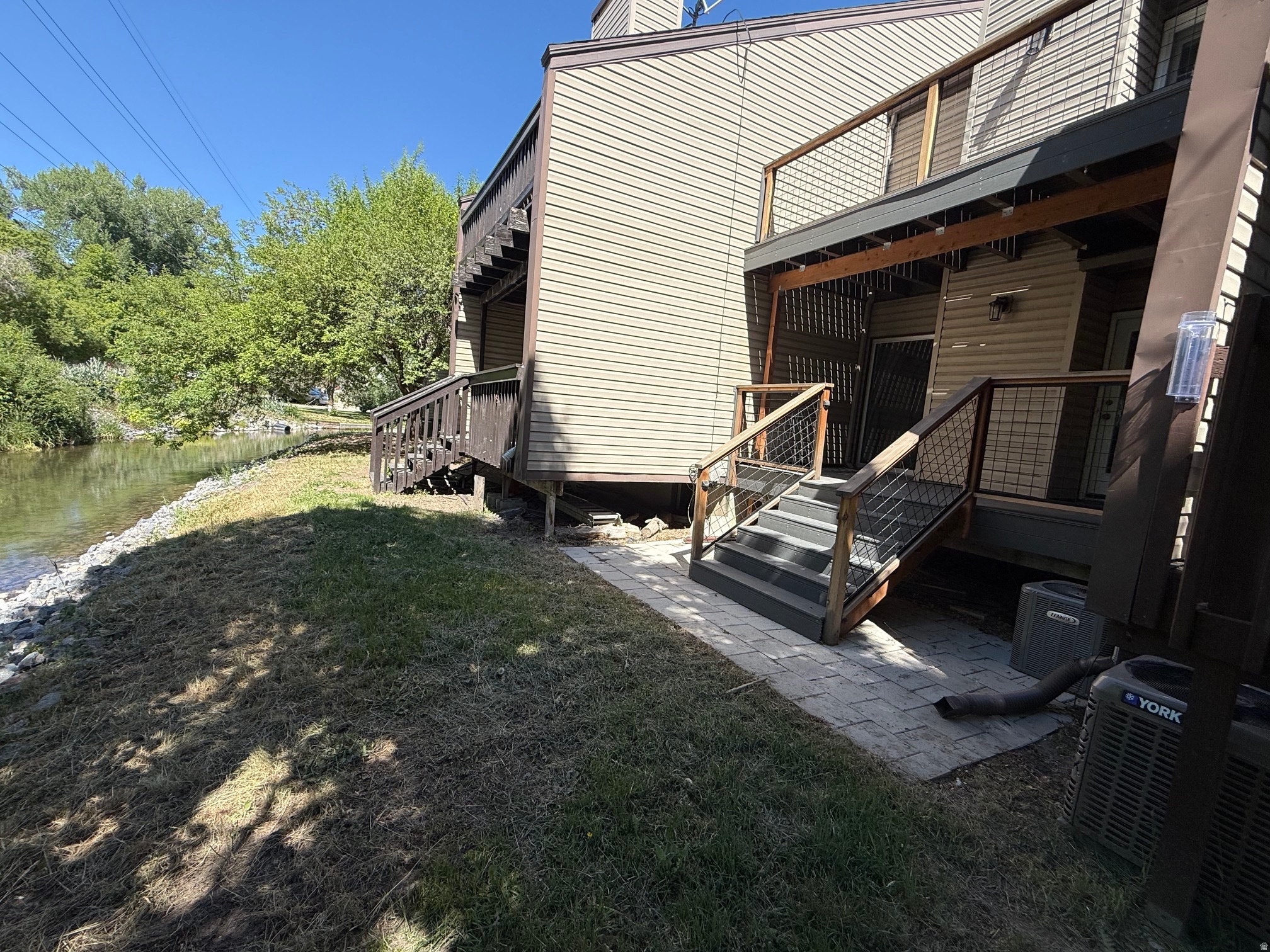 LAKEWOOD - Residential